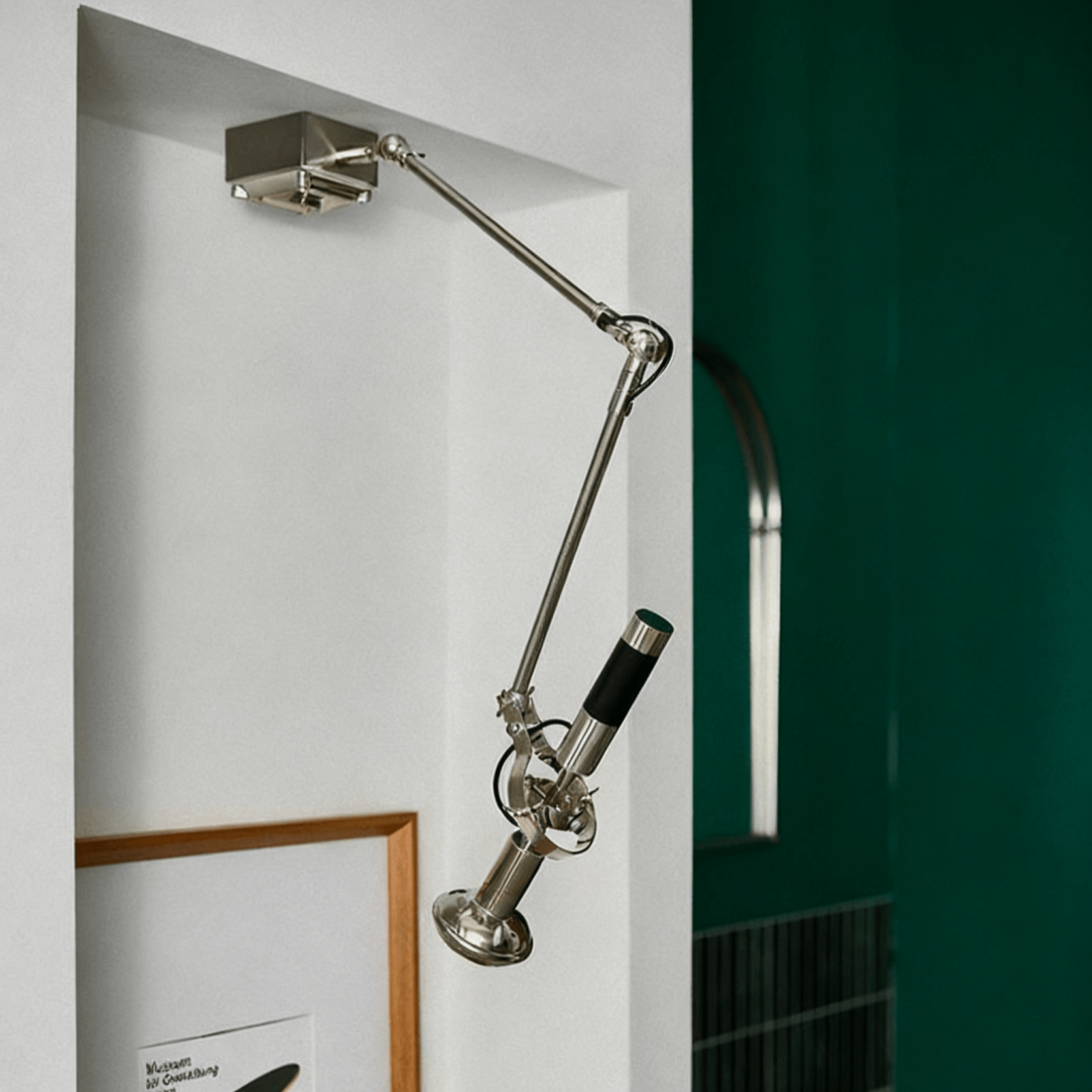 Perv Beam Wall Lamp