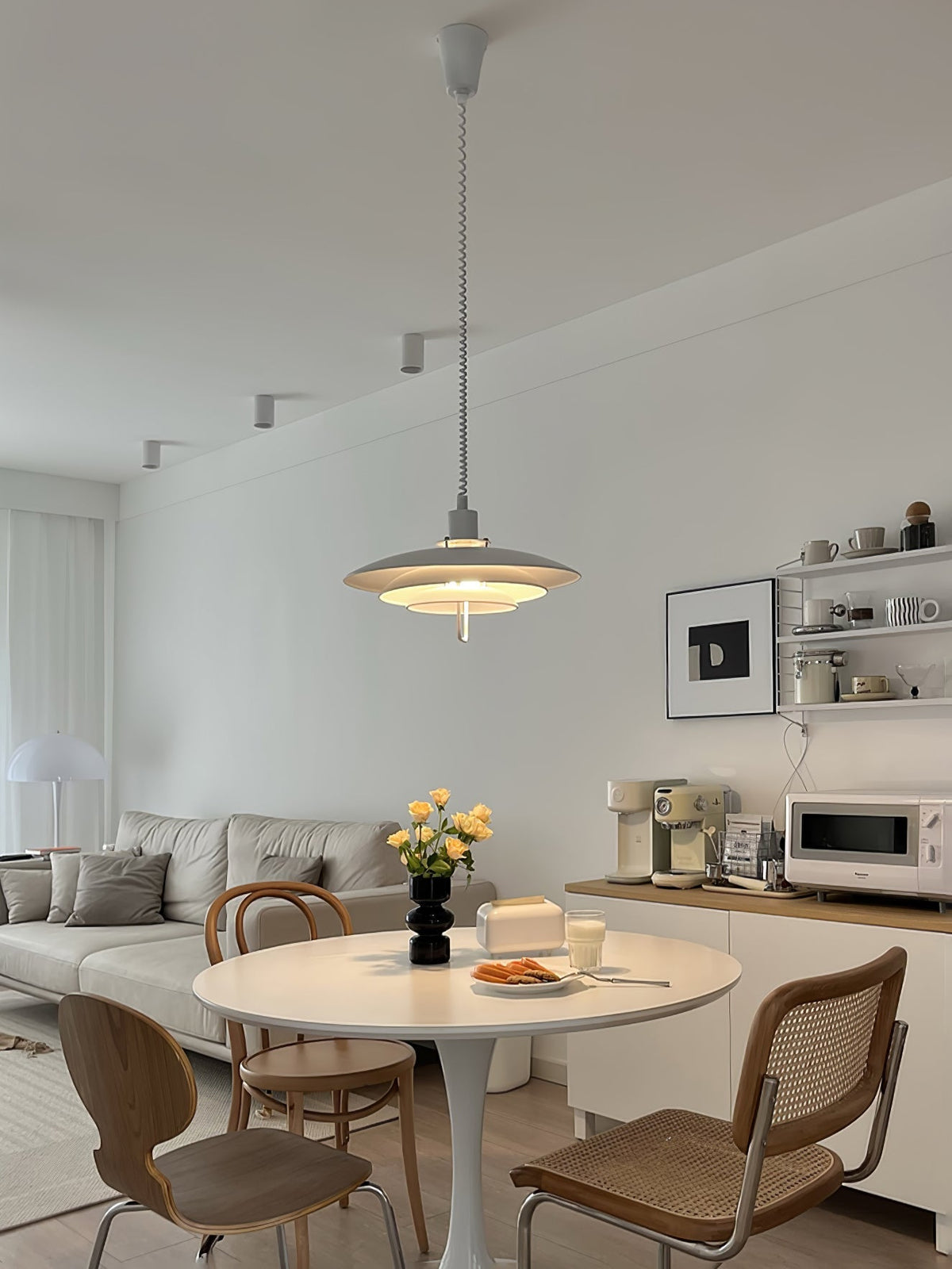Divor Aluminum Glam Pendant Lamp