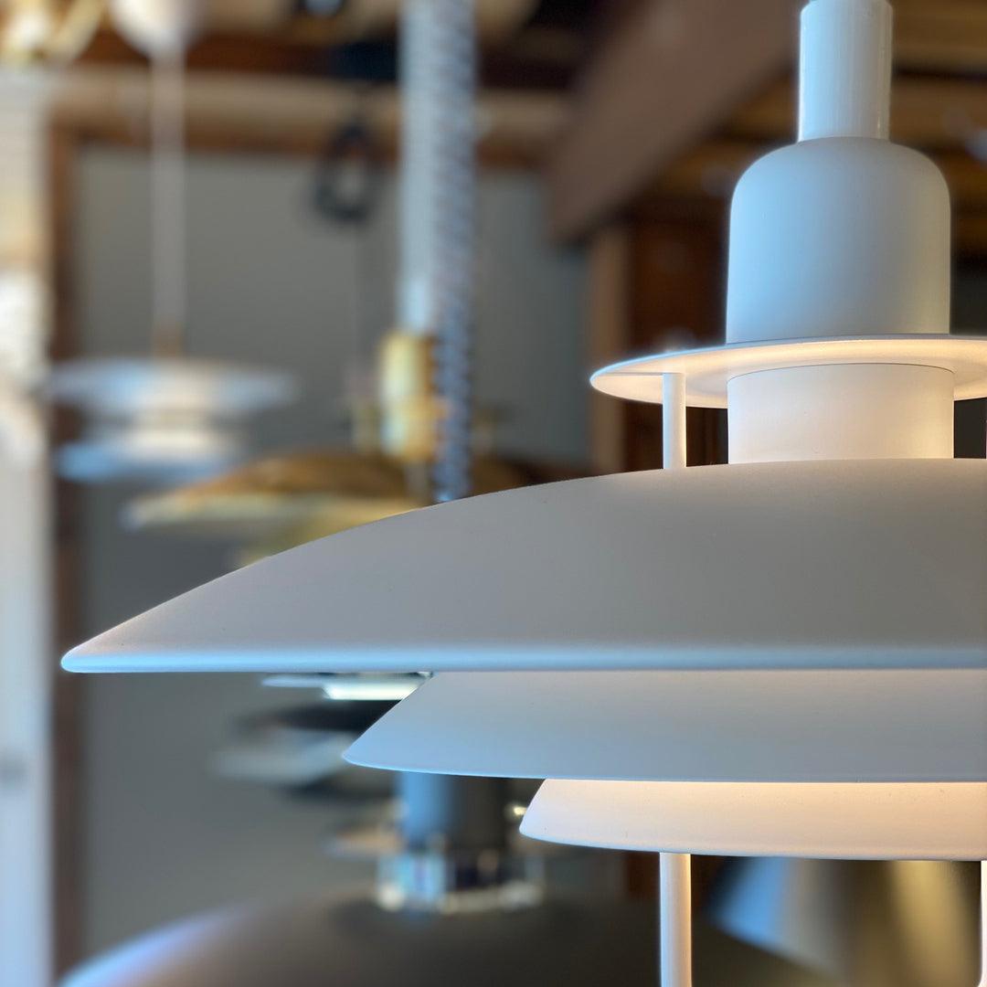 Divor Aluminum Glam Pendant Lamp