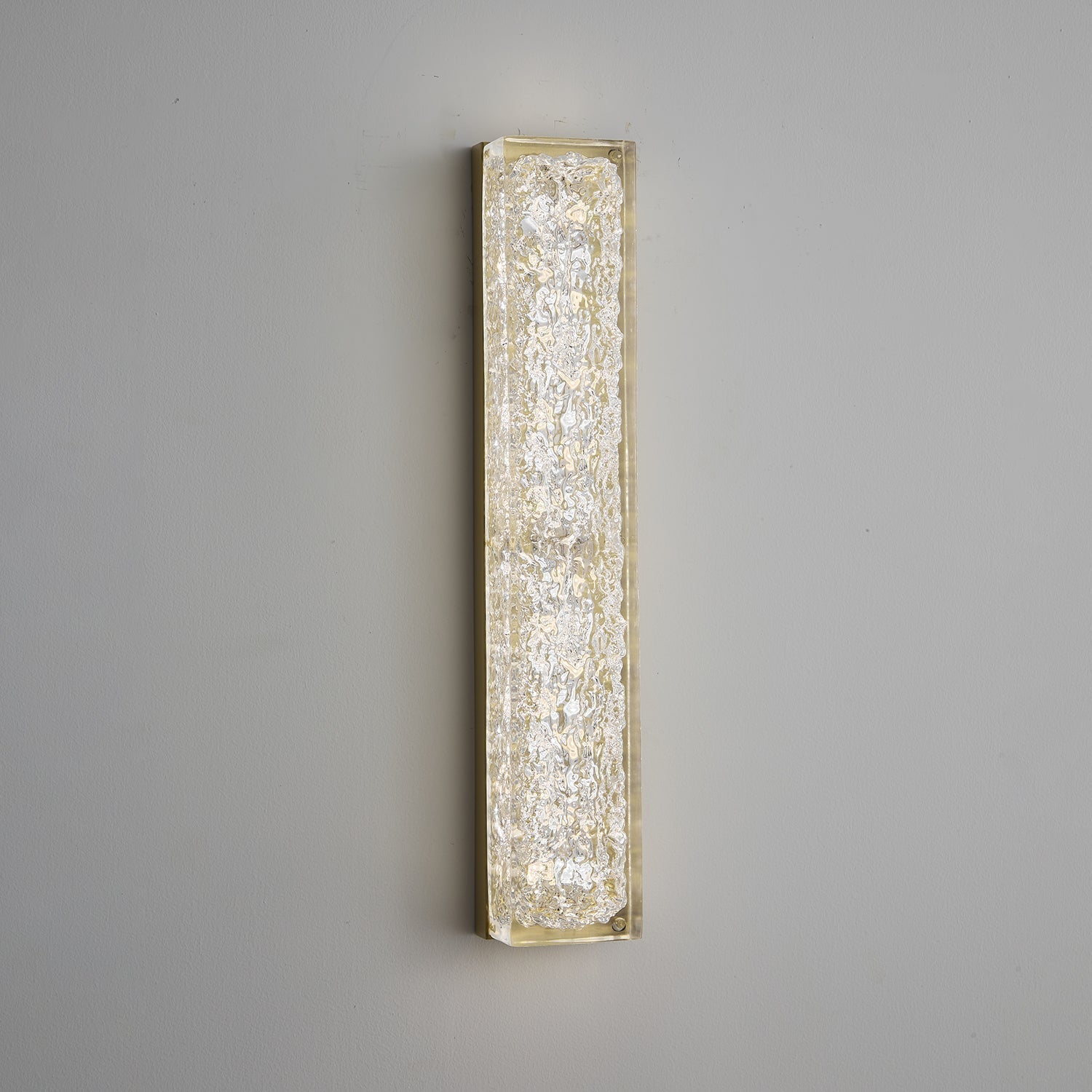 Mavi Prismatic Rectangle Resin Wall Lamp