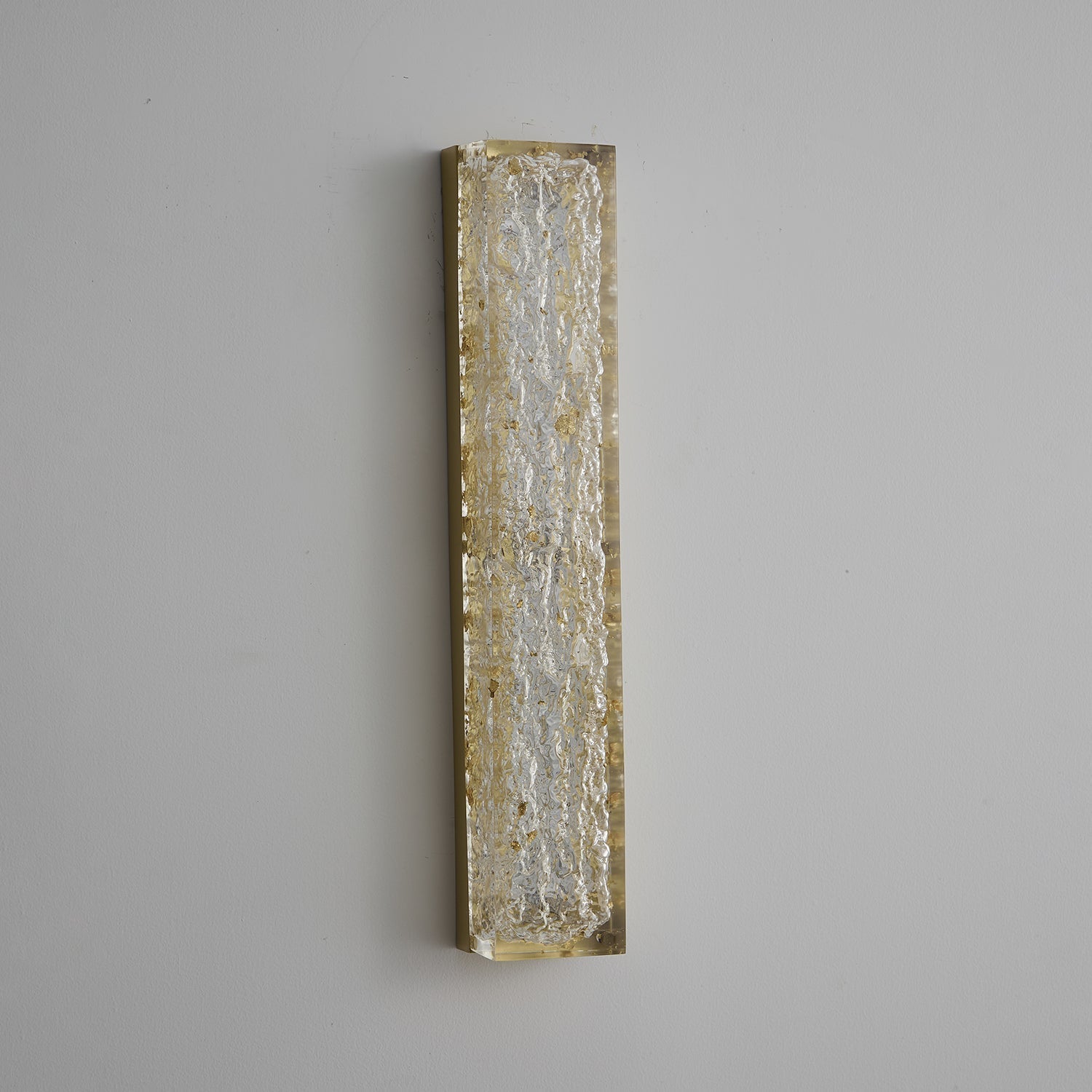 Mavi Prismatic Rectangle Resin Wall Lamp