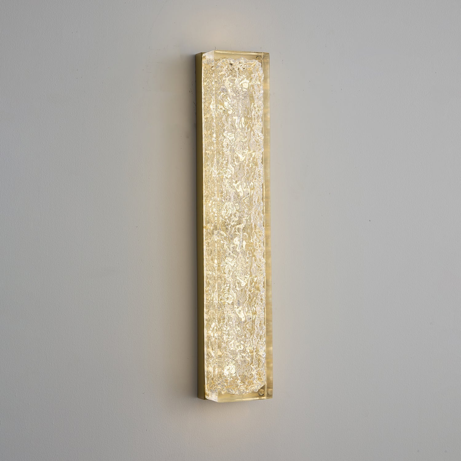 Mavi Prismatic Rectangle Resin Wall Lamp