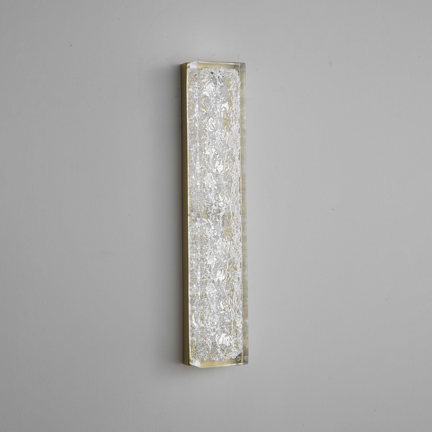 Mavi Prismatic Rectangle Resin Wall Lamp