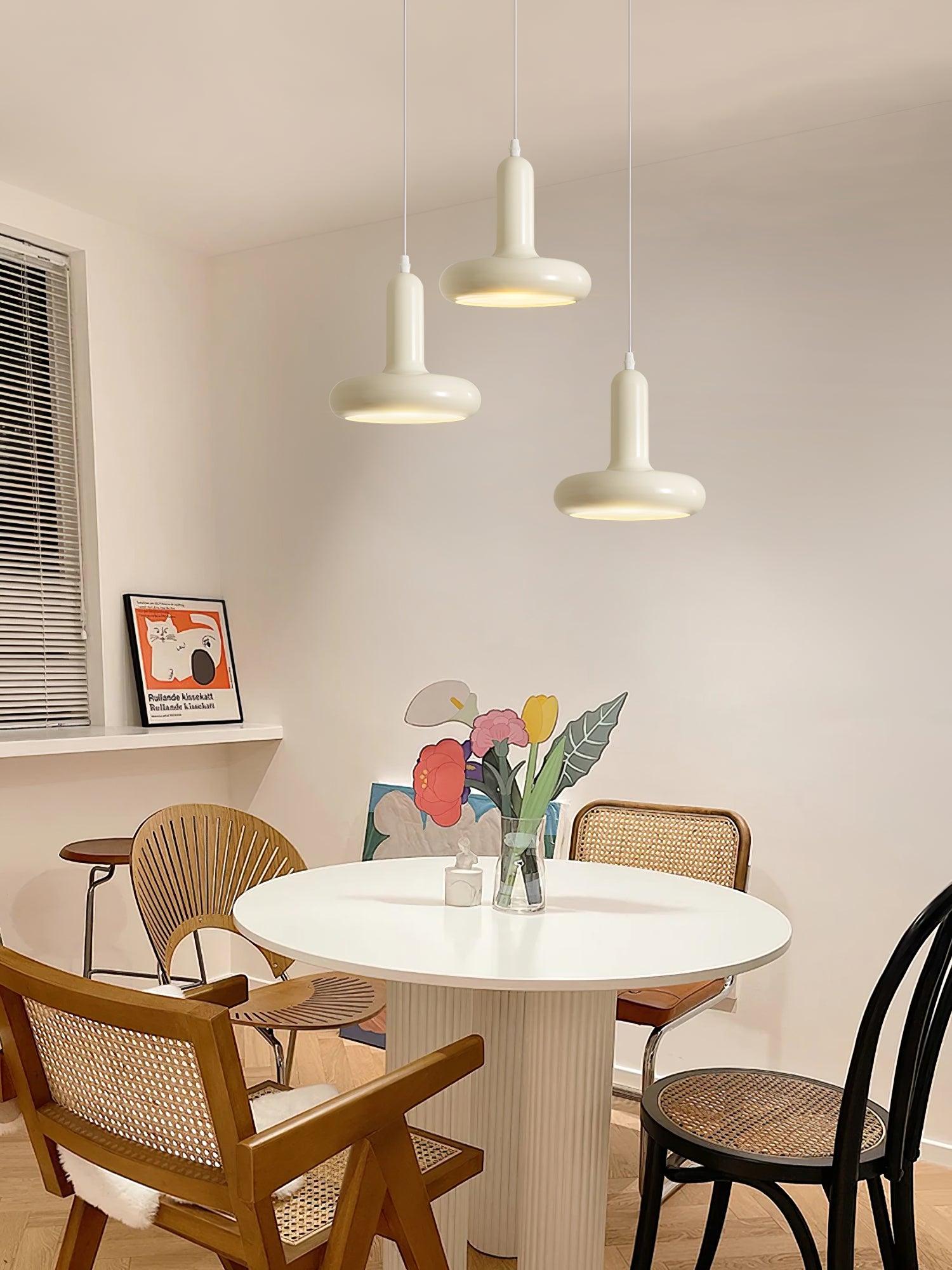 Lunaren Cozy Classic Pendant Light