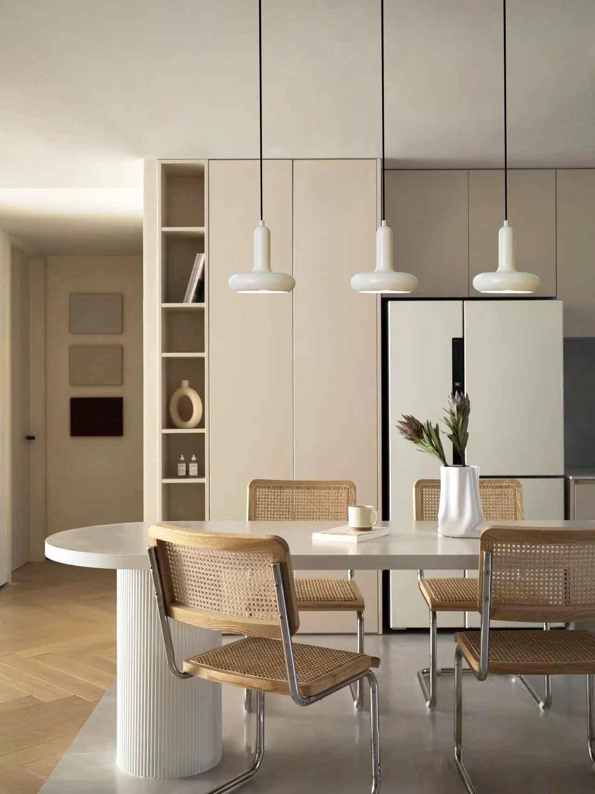 Lunaren Cozy Classic Pendant Light
