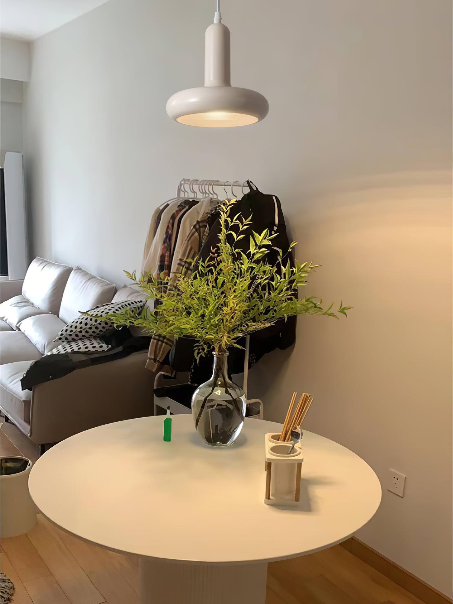 Lunaren Cozy Classic Pendant Light