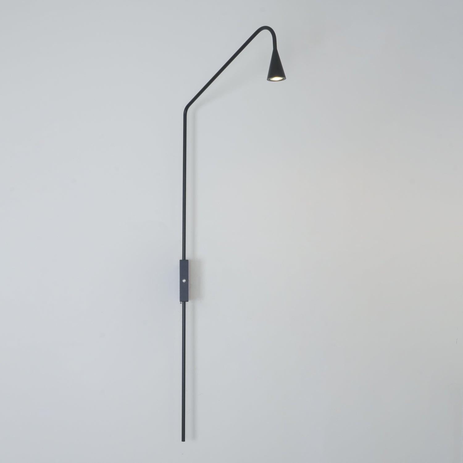 Vesolel Modern Minimalist Wall Lamp