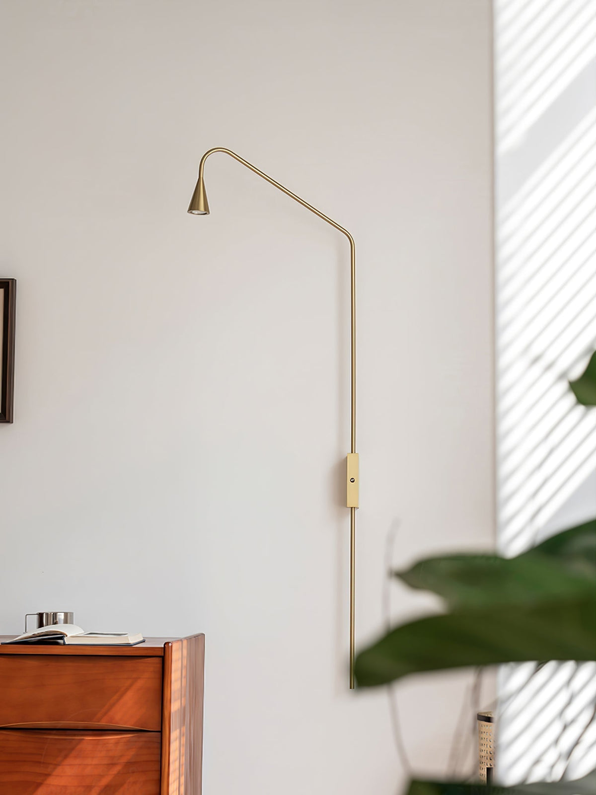 Vesolel Modern Minimalist Wall Lamp