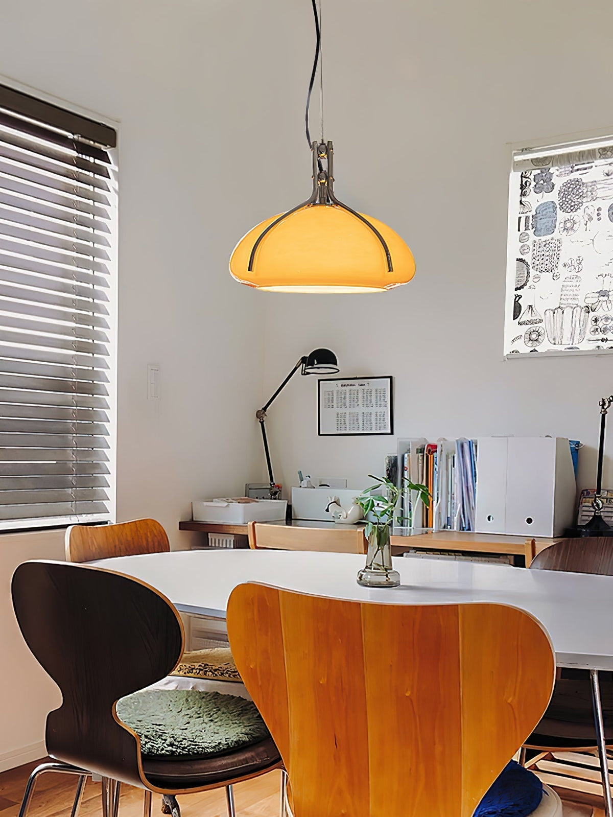 Ernorora Premium Nordic Art Glass Pendant Light