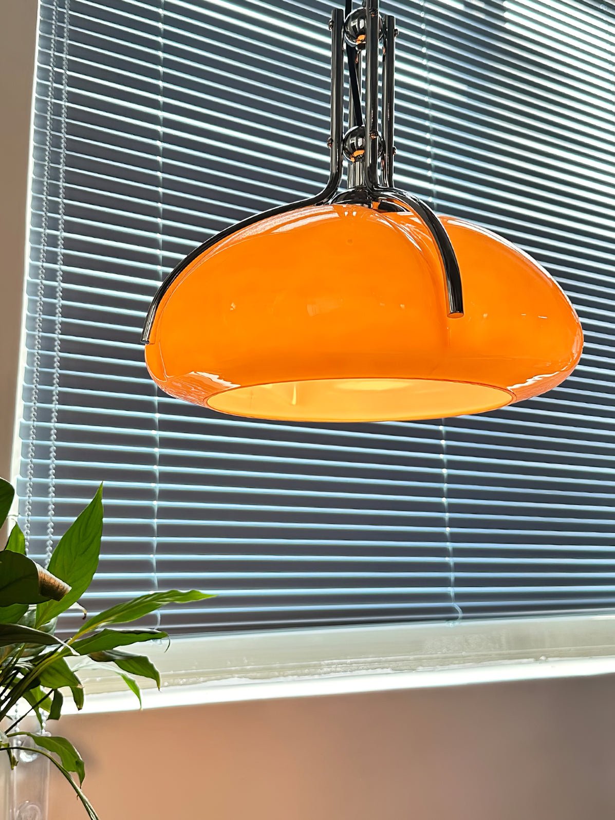 Ernorora Premium Nordic Art Glass Pendant Light