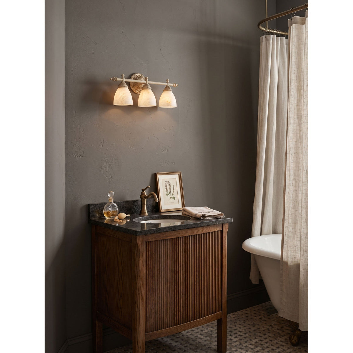 Mirireria Wall Light