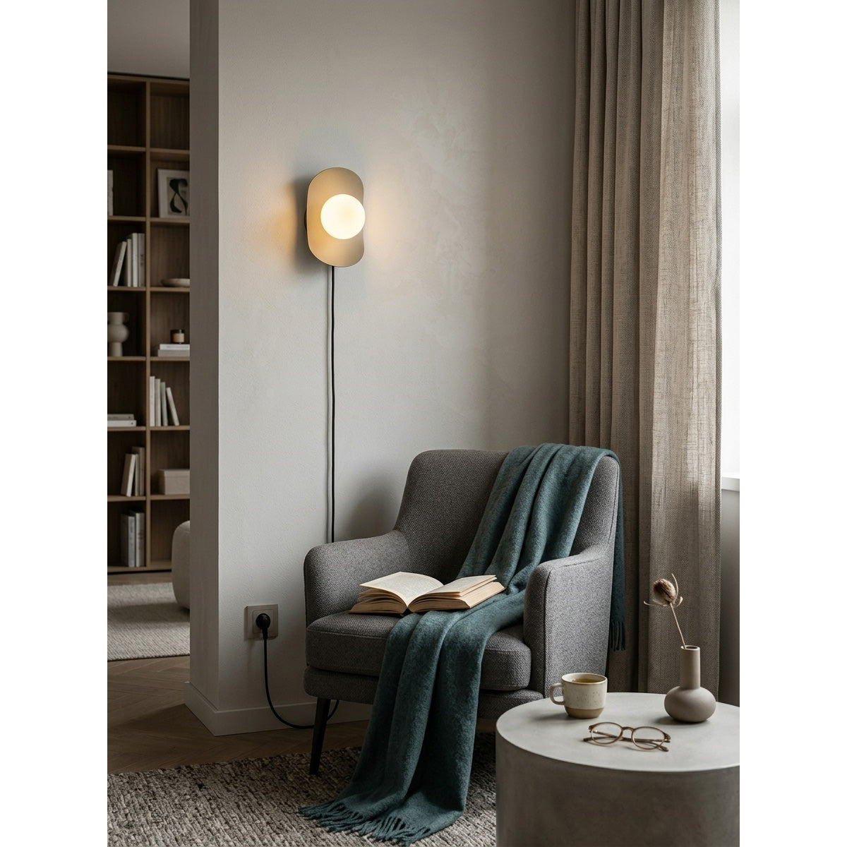 Veliielle Wall Lamp