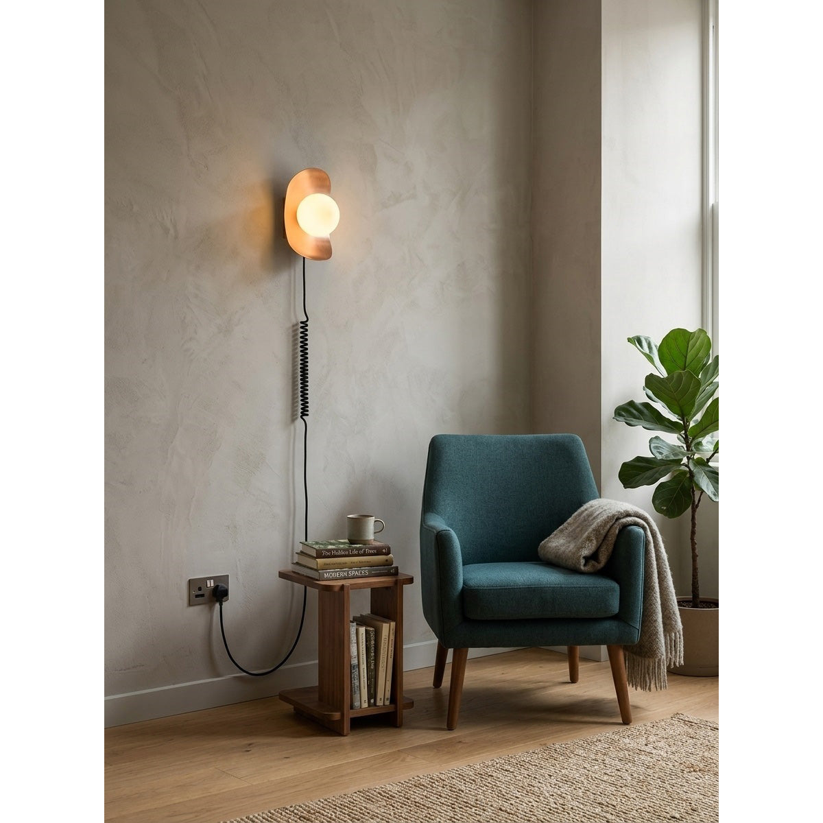 Veliielle Wall Lamp