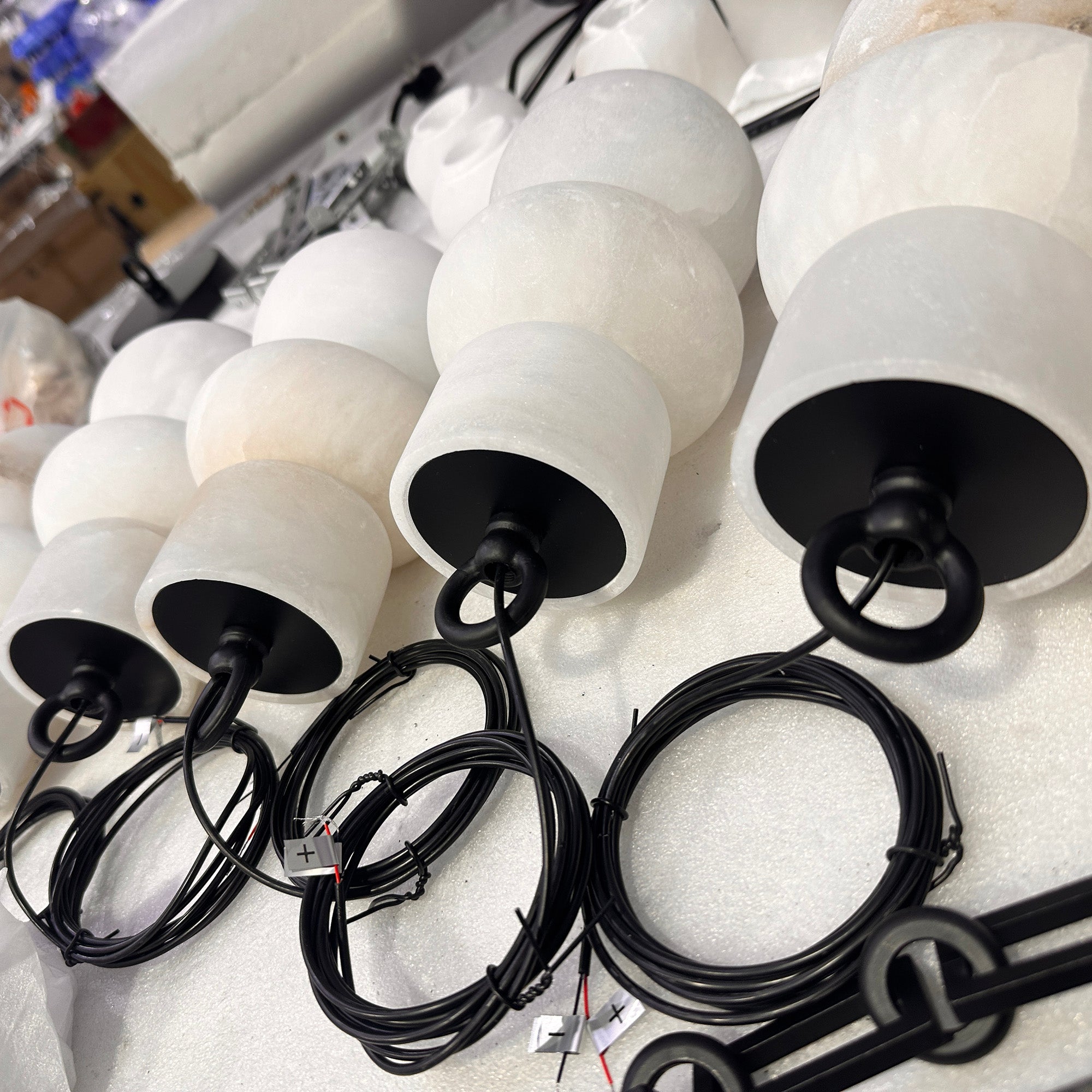 Elis Chandelier