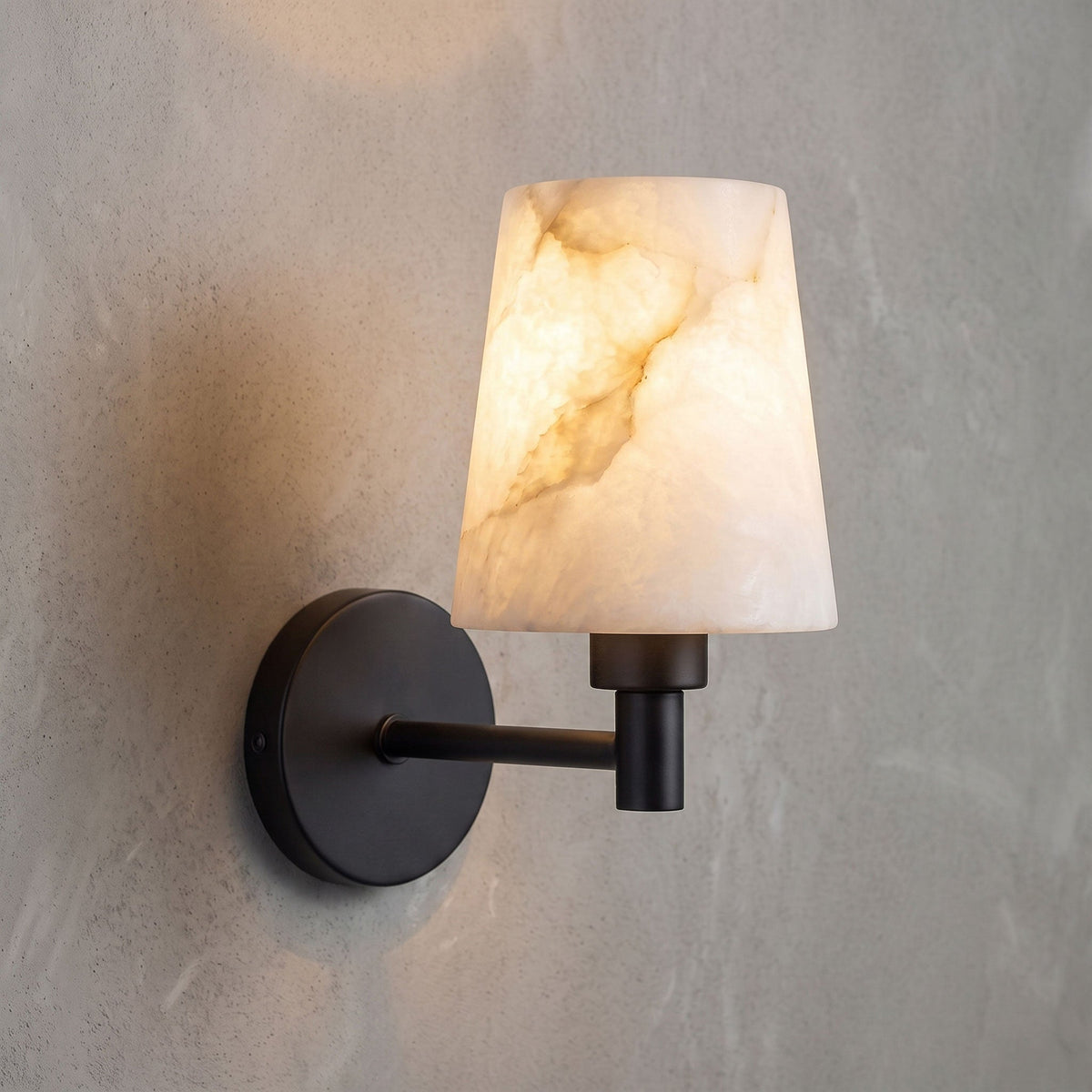 Reninise Wall Light