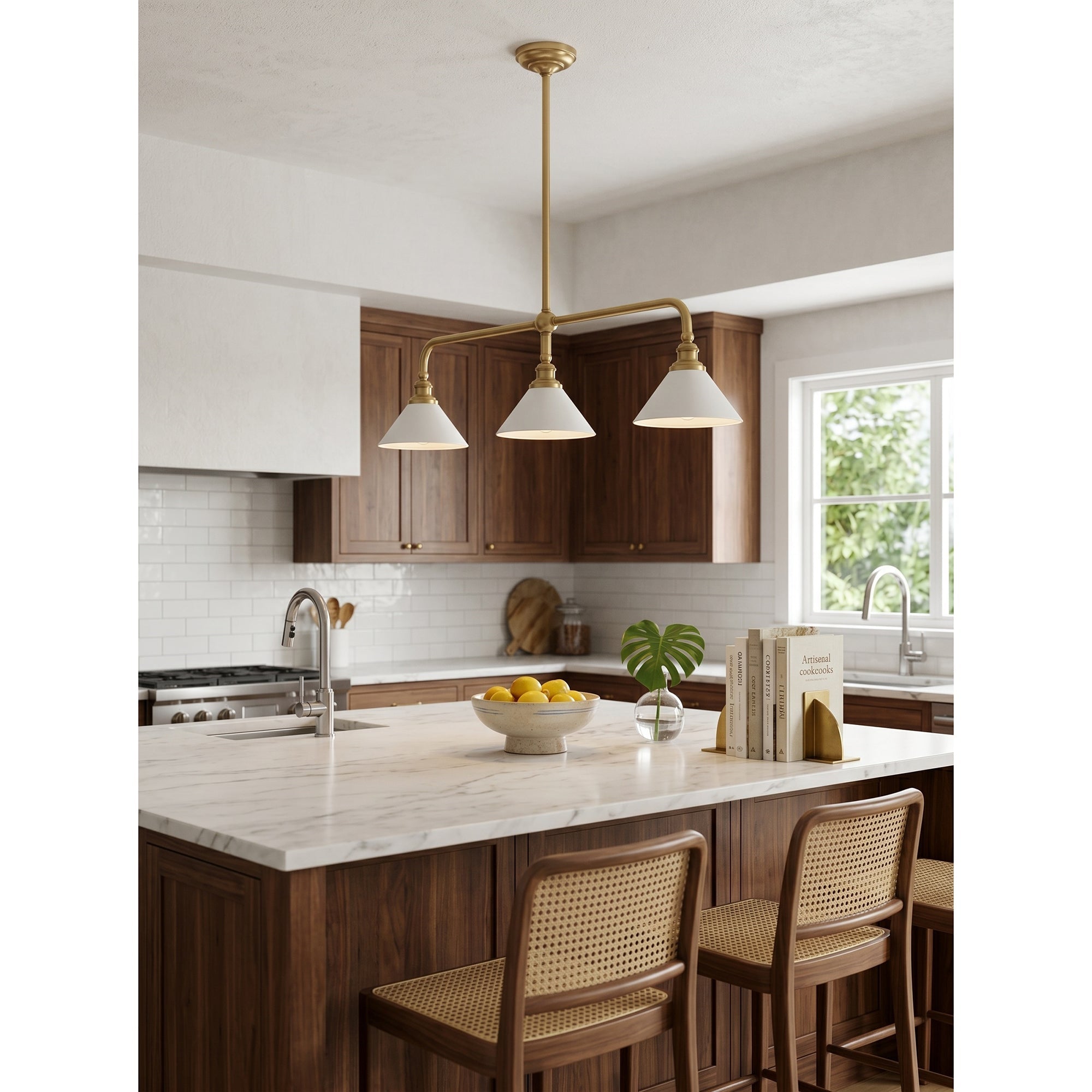 Oriivaria Brass Elegance Chandelier 3 Heads