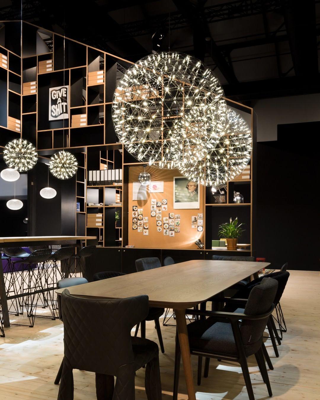 Sylvarin Gold Spark Ball Pendant Light
