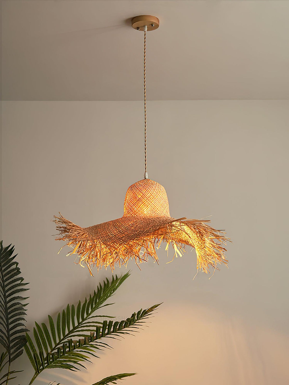 Vocan Rattan Vintage Pendant Light