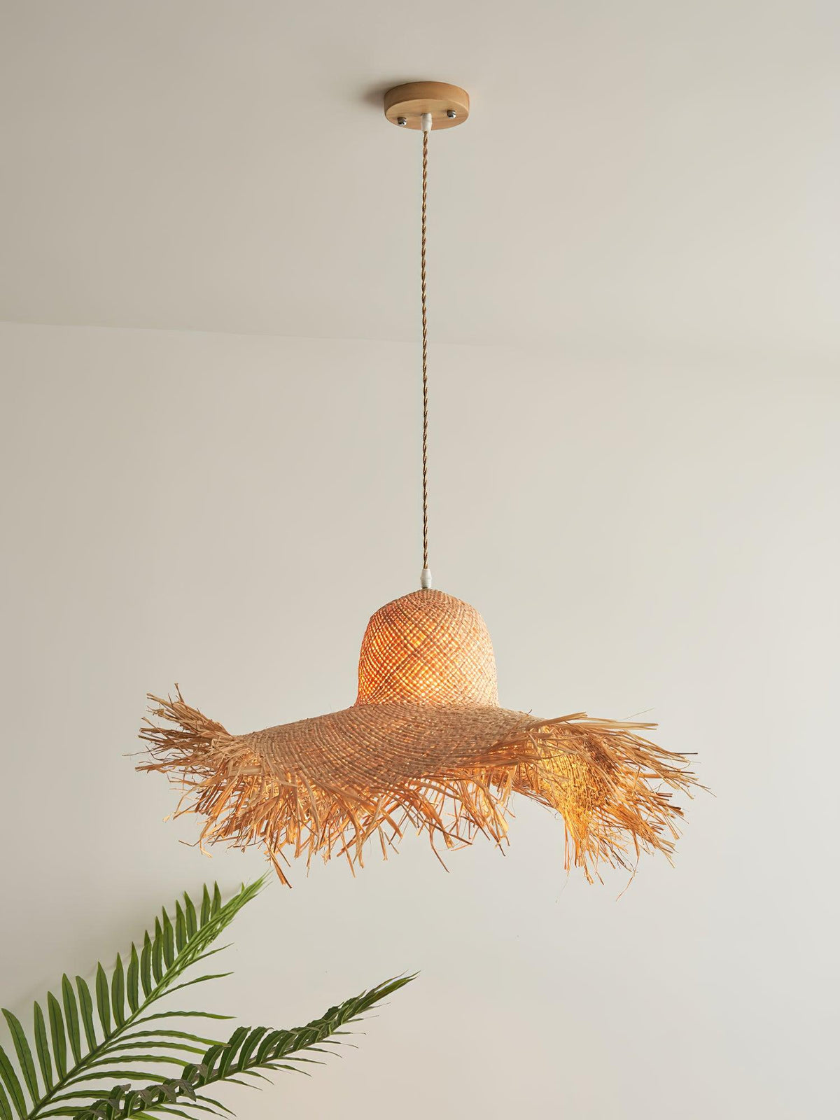 Vocan Rattan Vintage Pendant Light