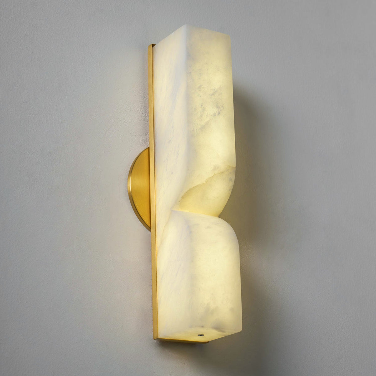 Lumivaria Wall Lamp
