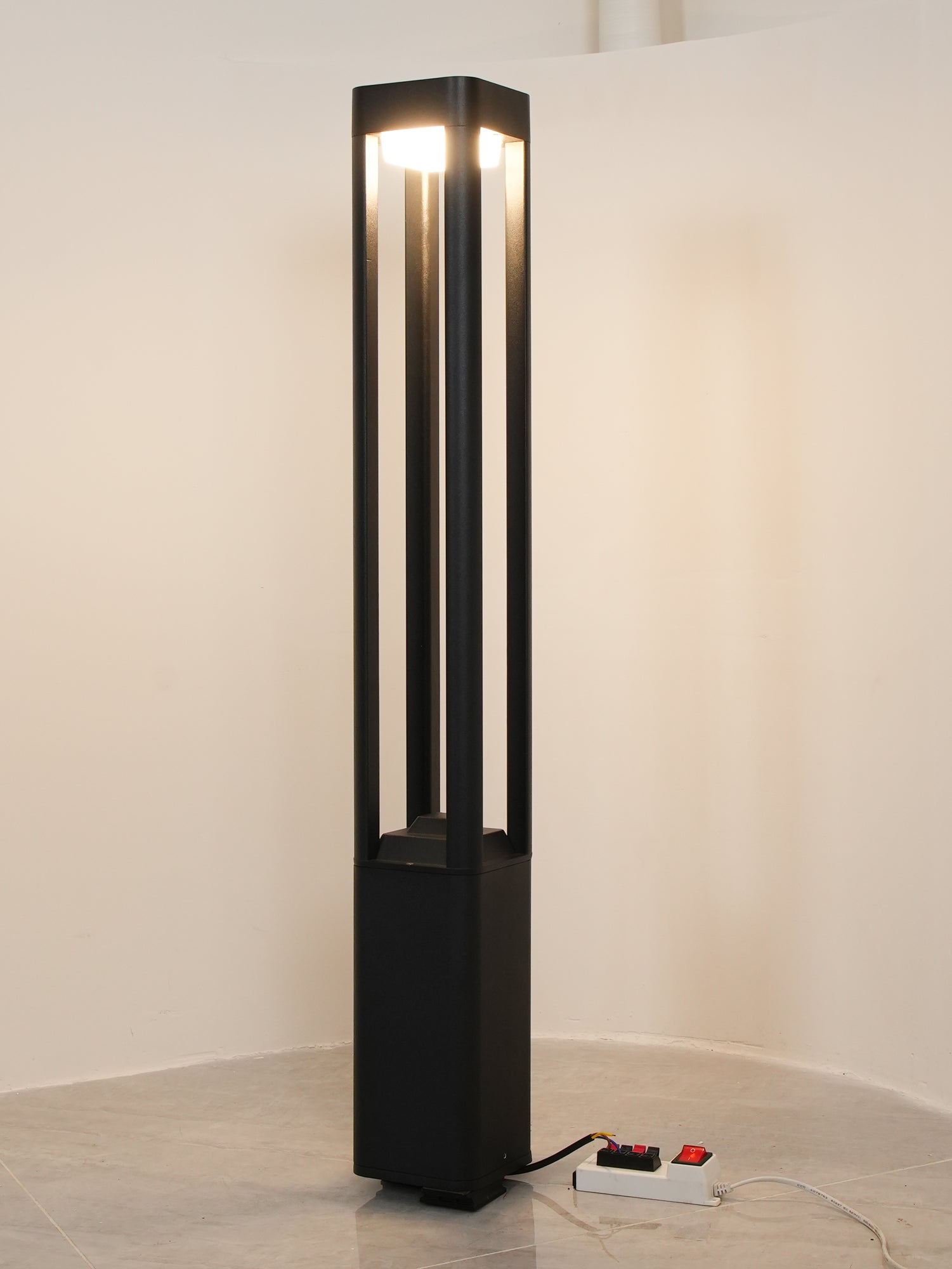 Feroraya aluminum Garden Outdoor Light