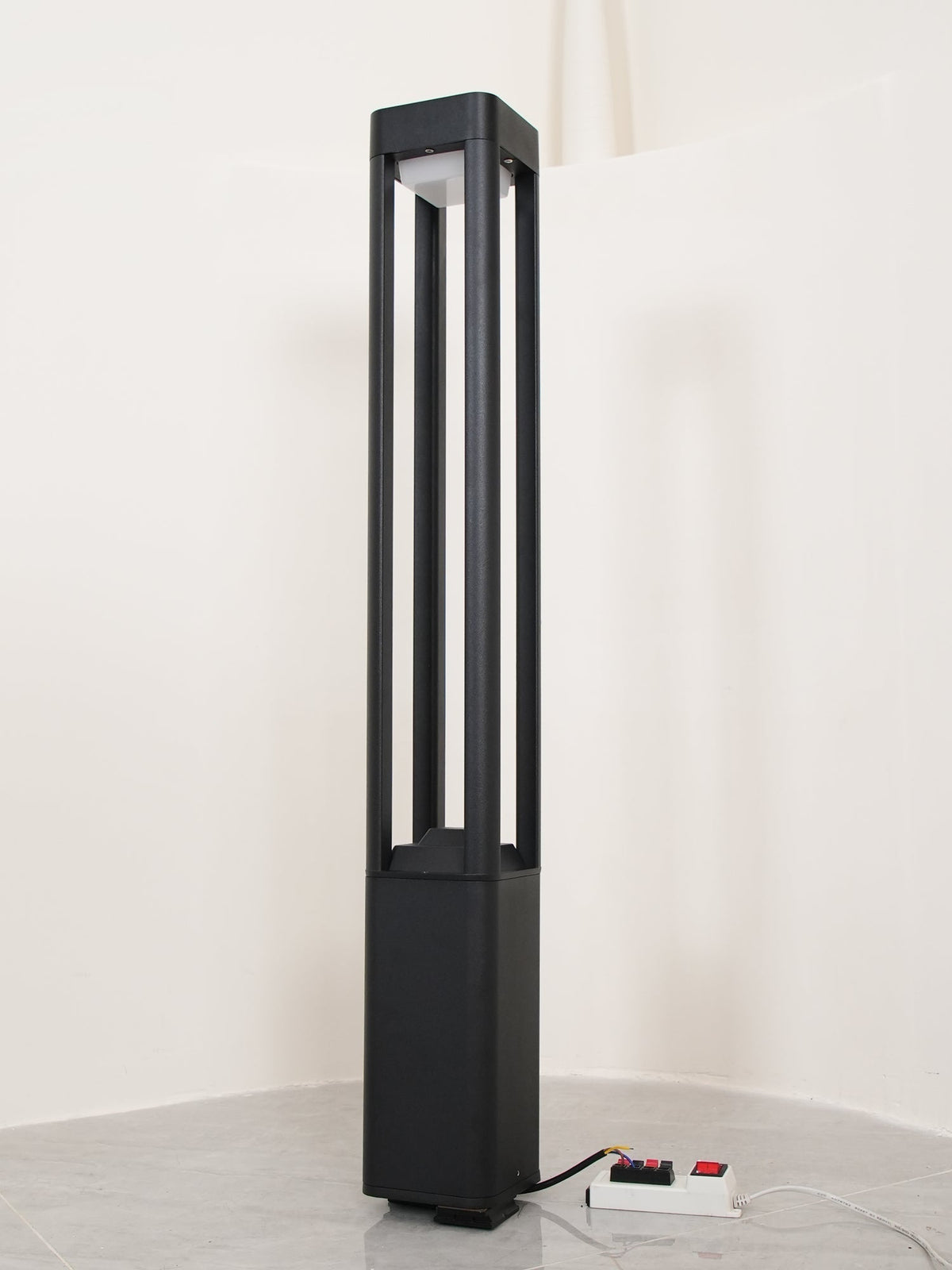 Feroraya aluminum Garden Outdoor Light