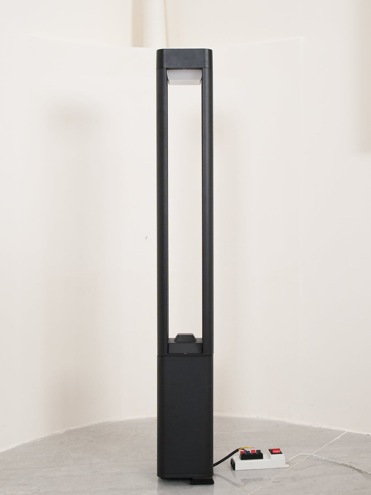 Feroraya aluminum Garden Outdoor Light