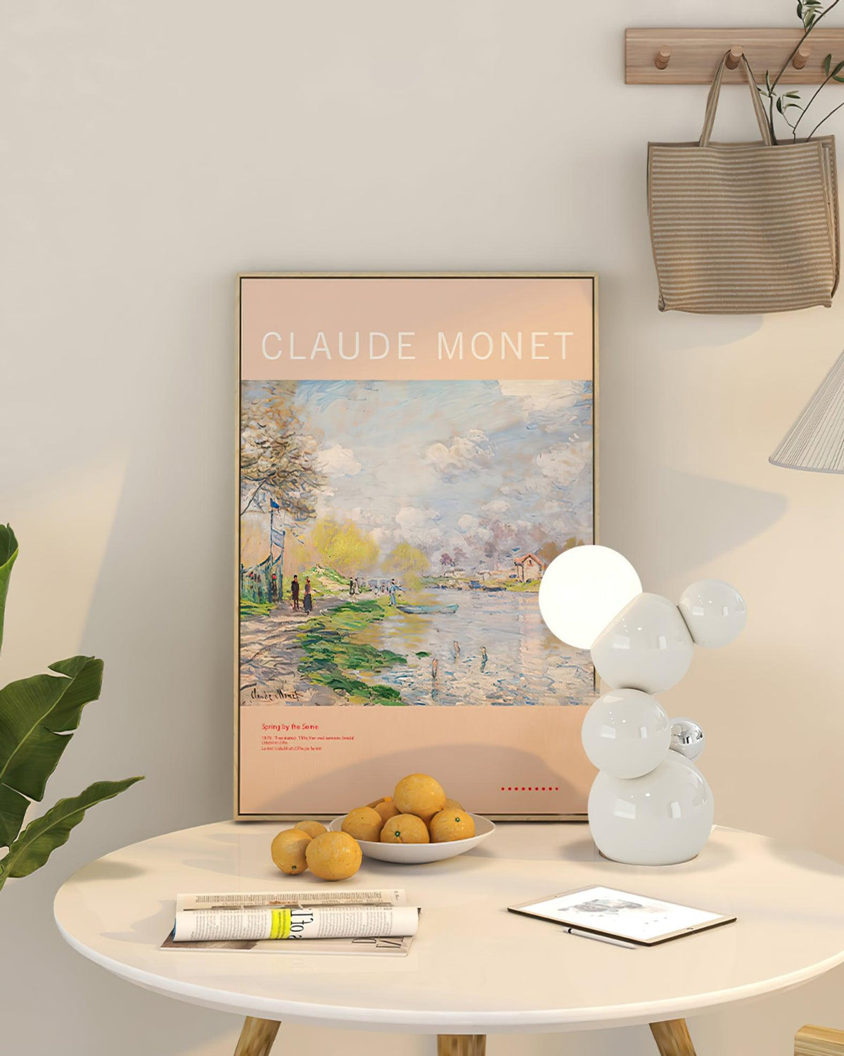 Esolir Playful Table Lamp