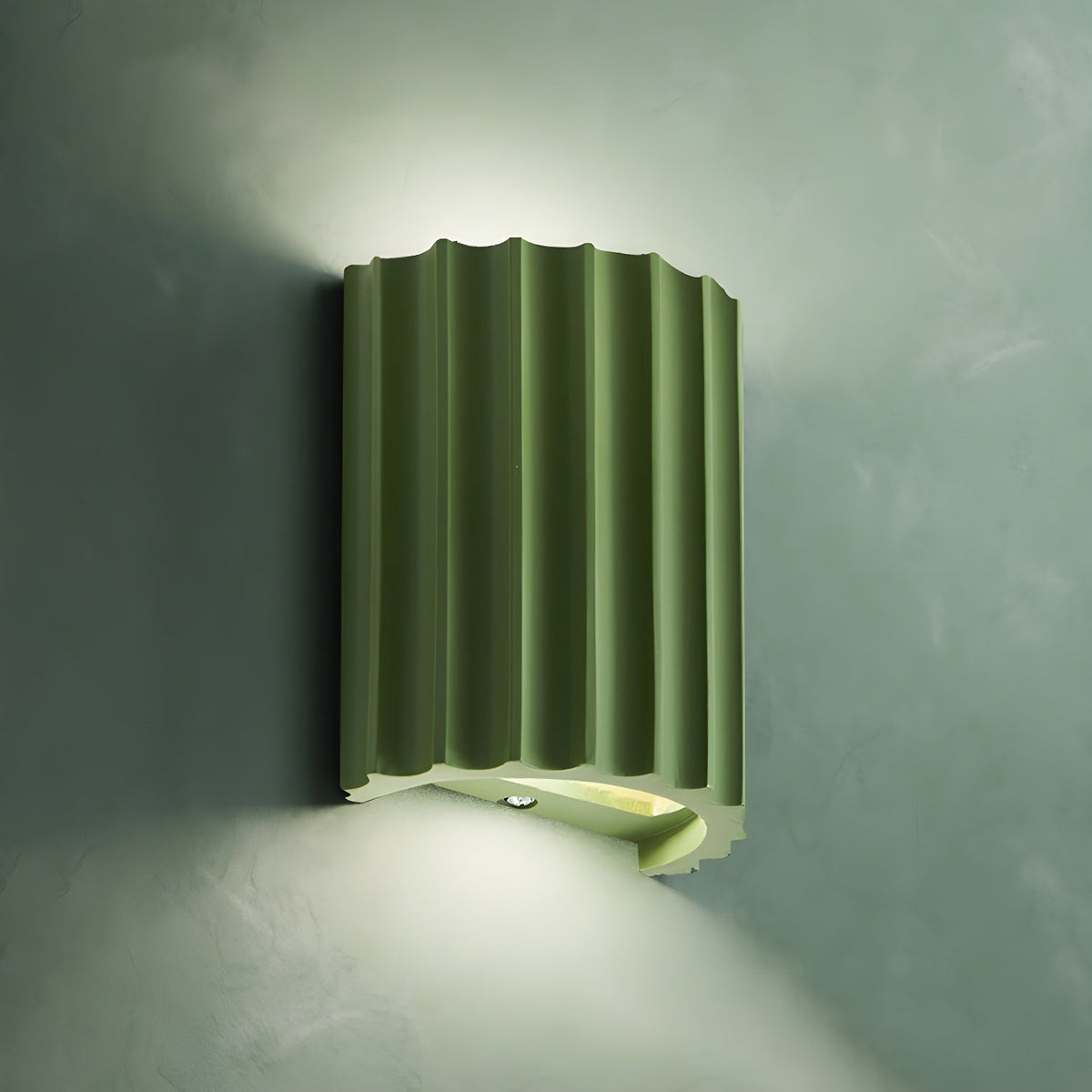 Ivvinen Nordic Art Ribbed Resin Wall Lamp