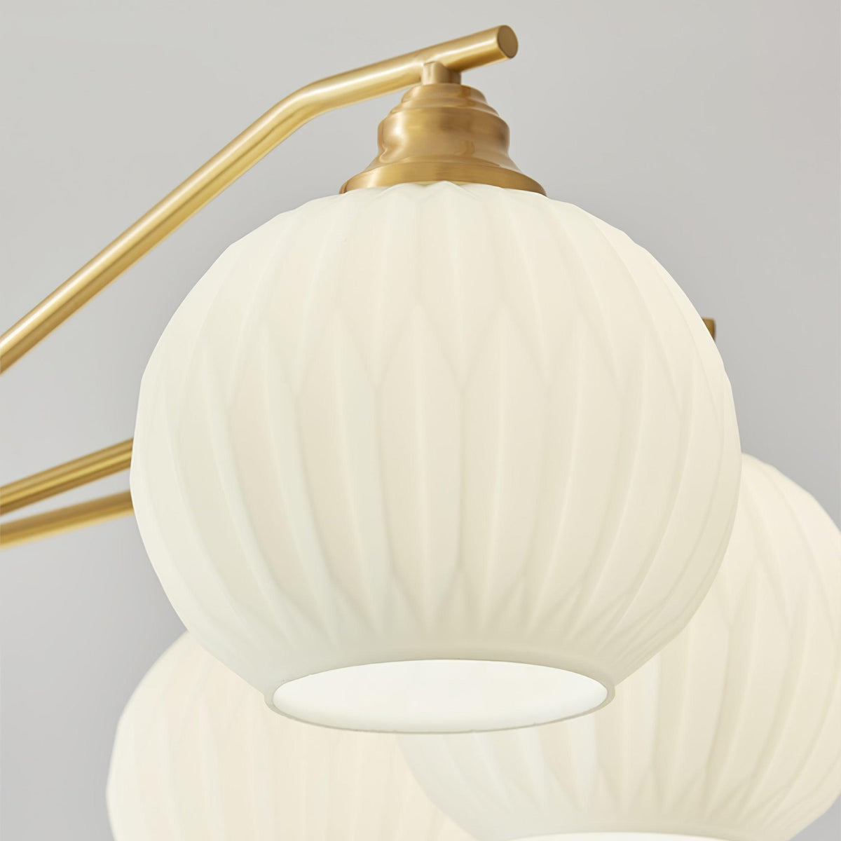 Nytheos Luxurious Brass Chandelier
