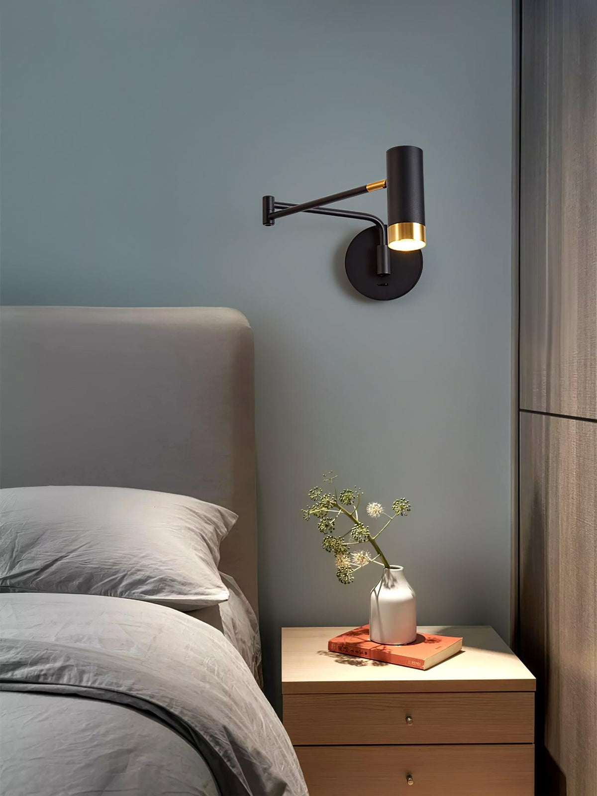 Norarina Premium Elegance Arm Wall Lamp