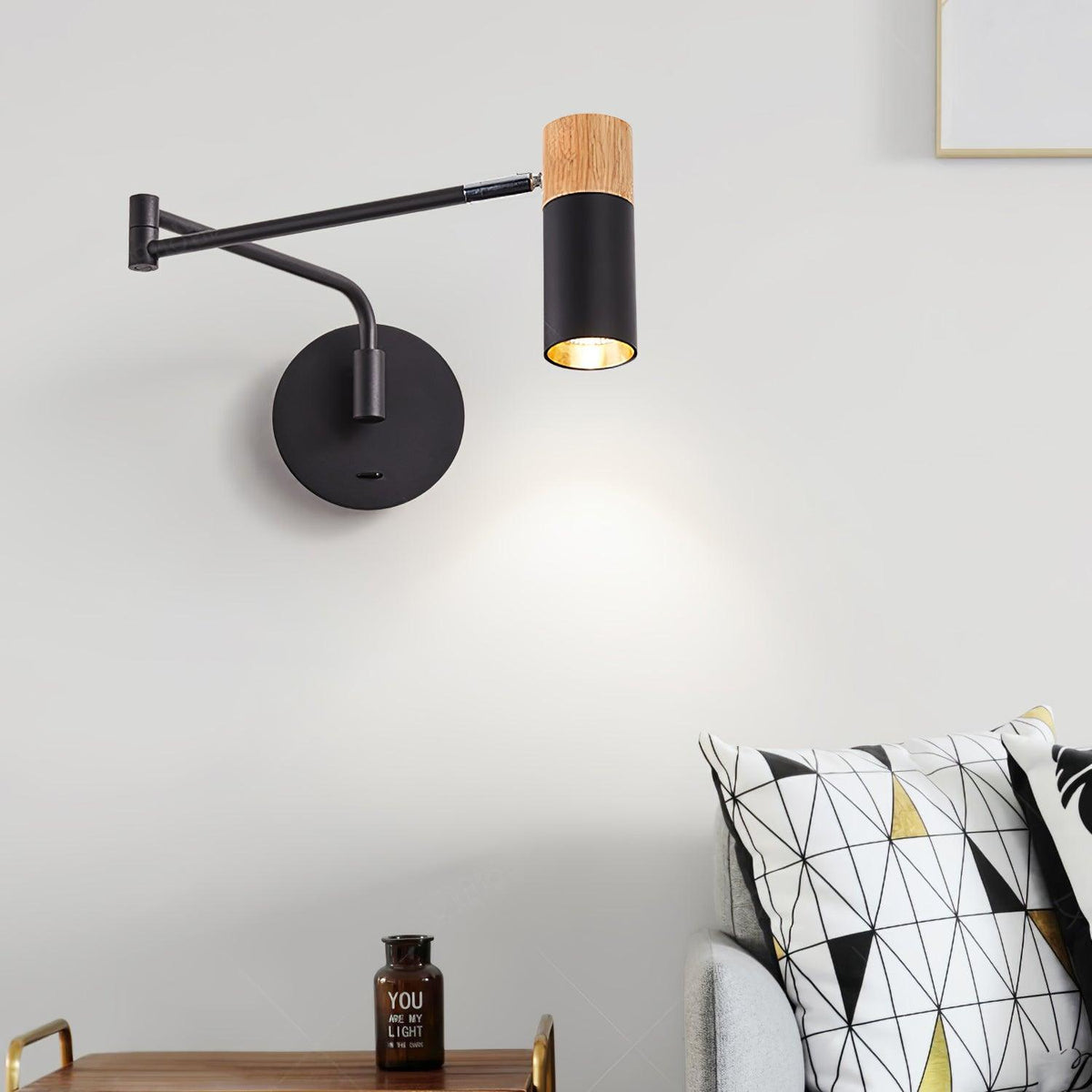 Norarina Premium Elegance Arm Wall Lamp