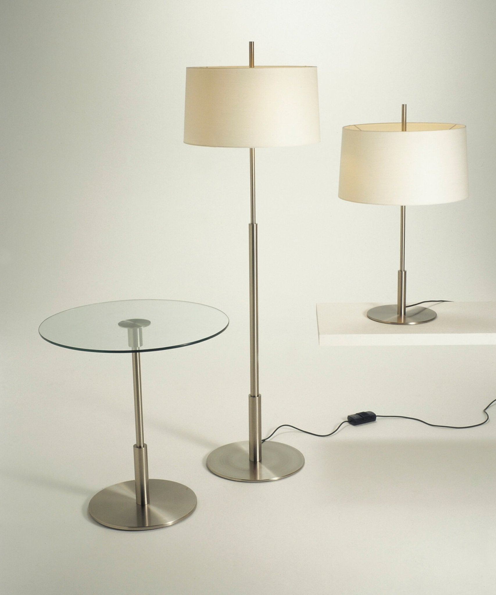 Silasn Minimalist Table Lamp