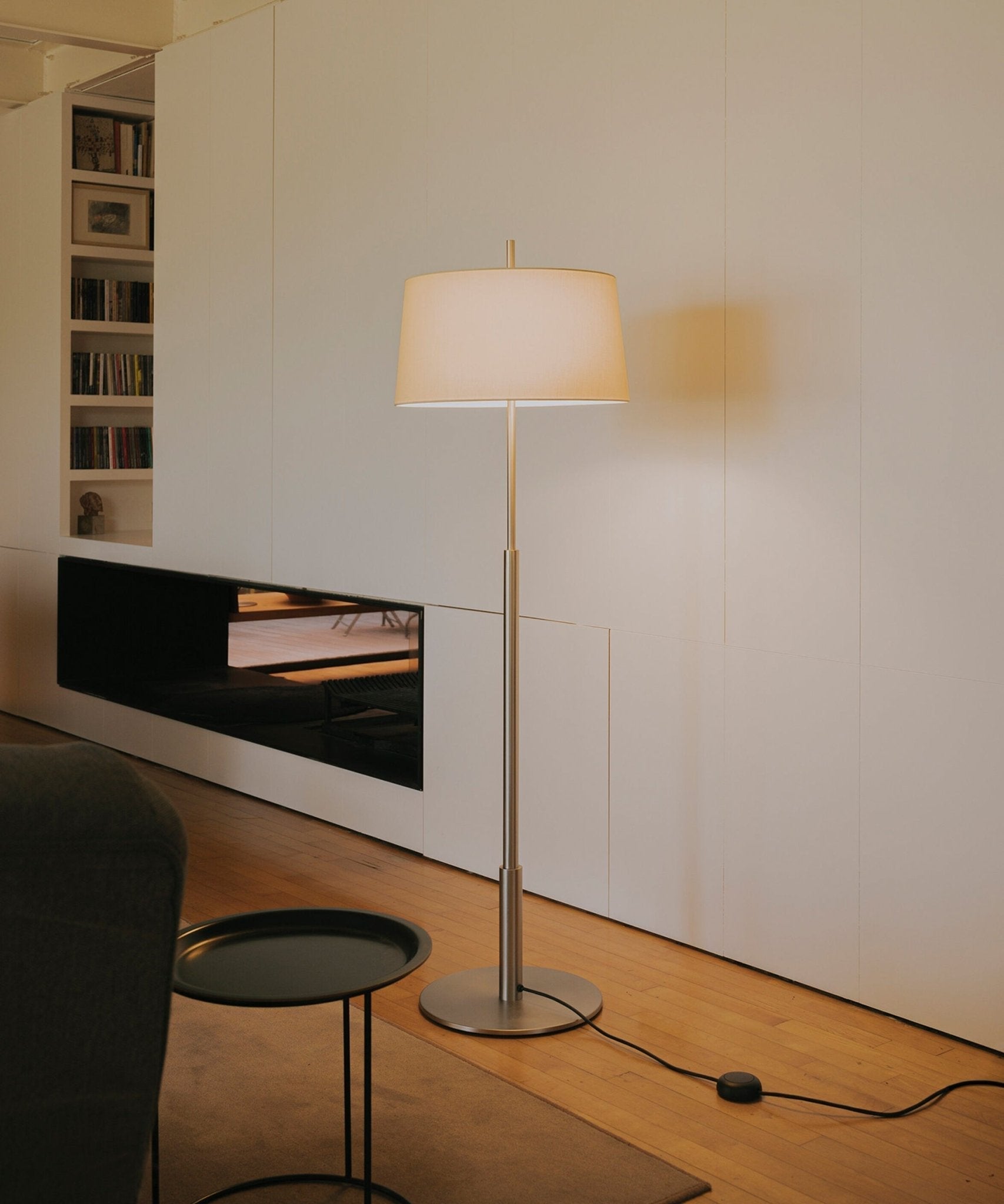 Brooks Minimalist Floor Lamp