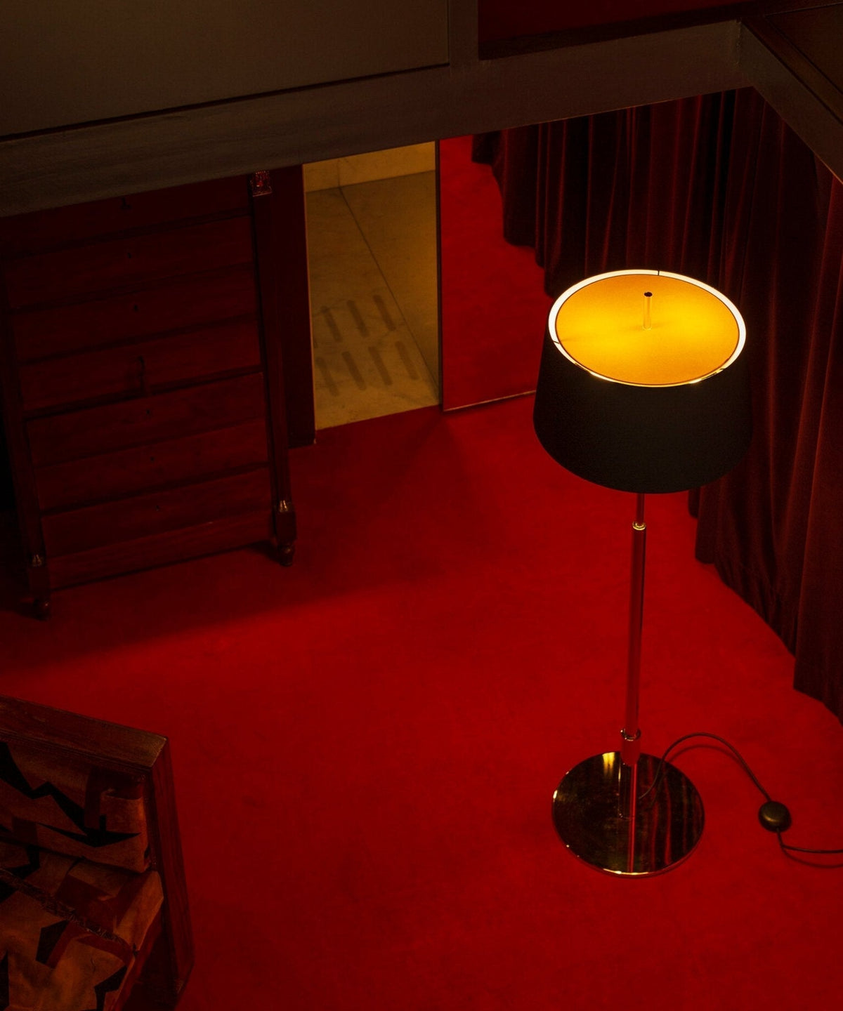 Brooks Minimalist Floor Lamp