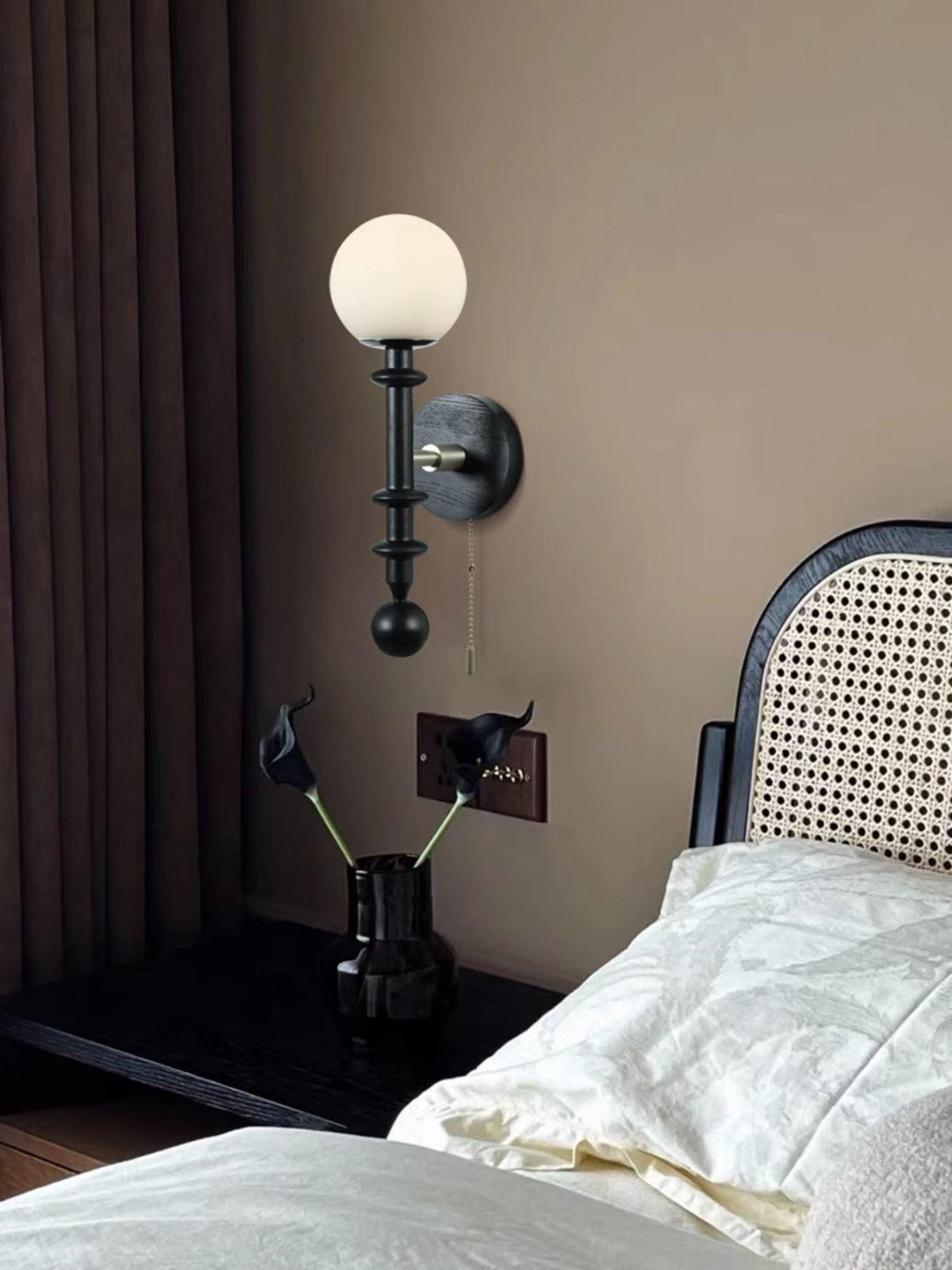 Elmiror Elegance Roman Column Glass Wood Wall Lamp