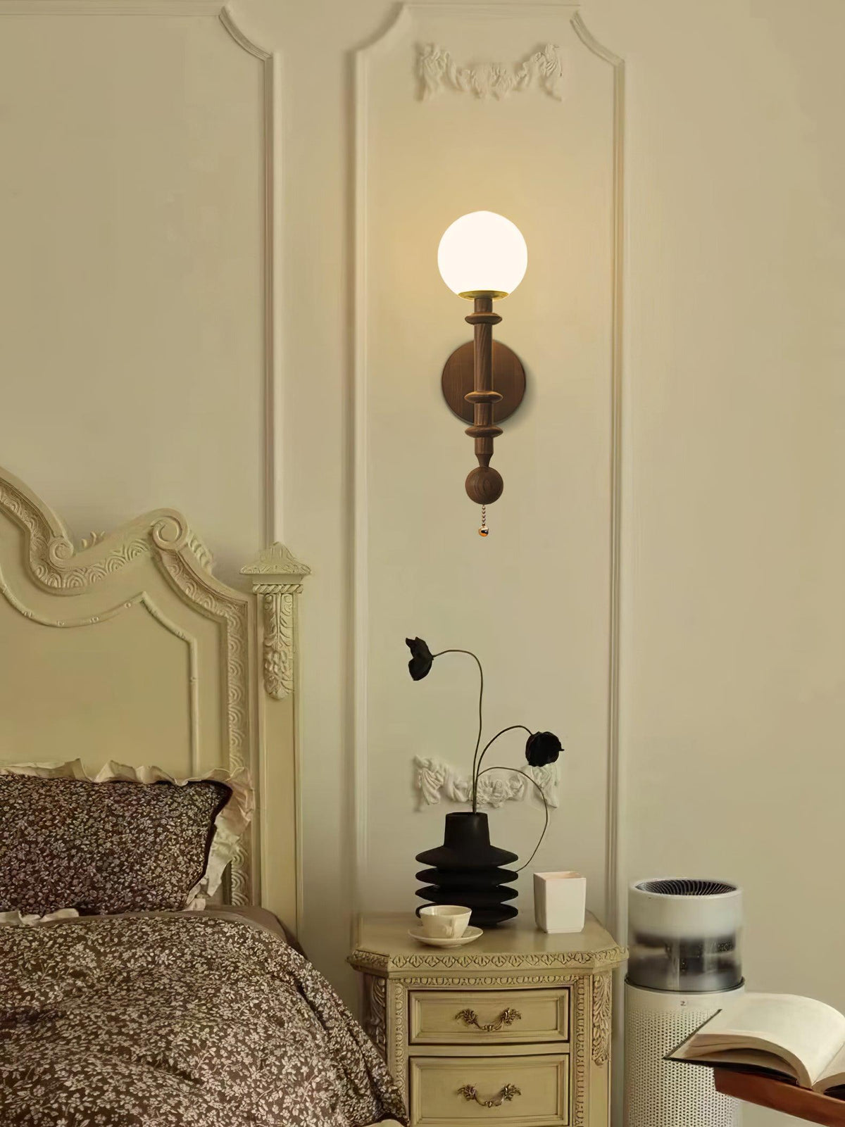 Elmiror Elegance Roman Column Glass Wood Wall Lamp