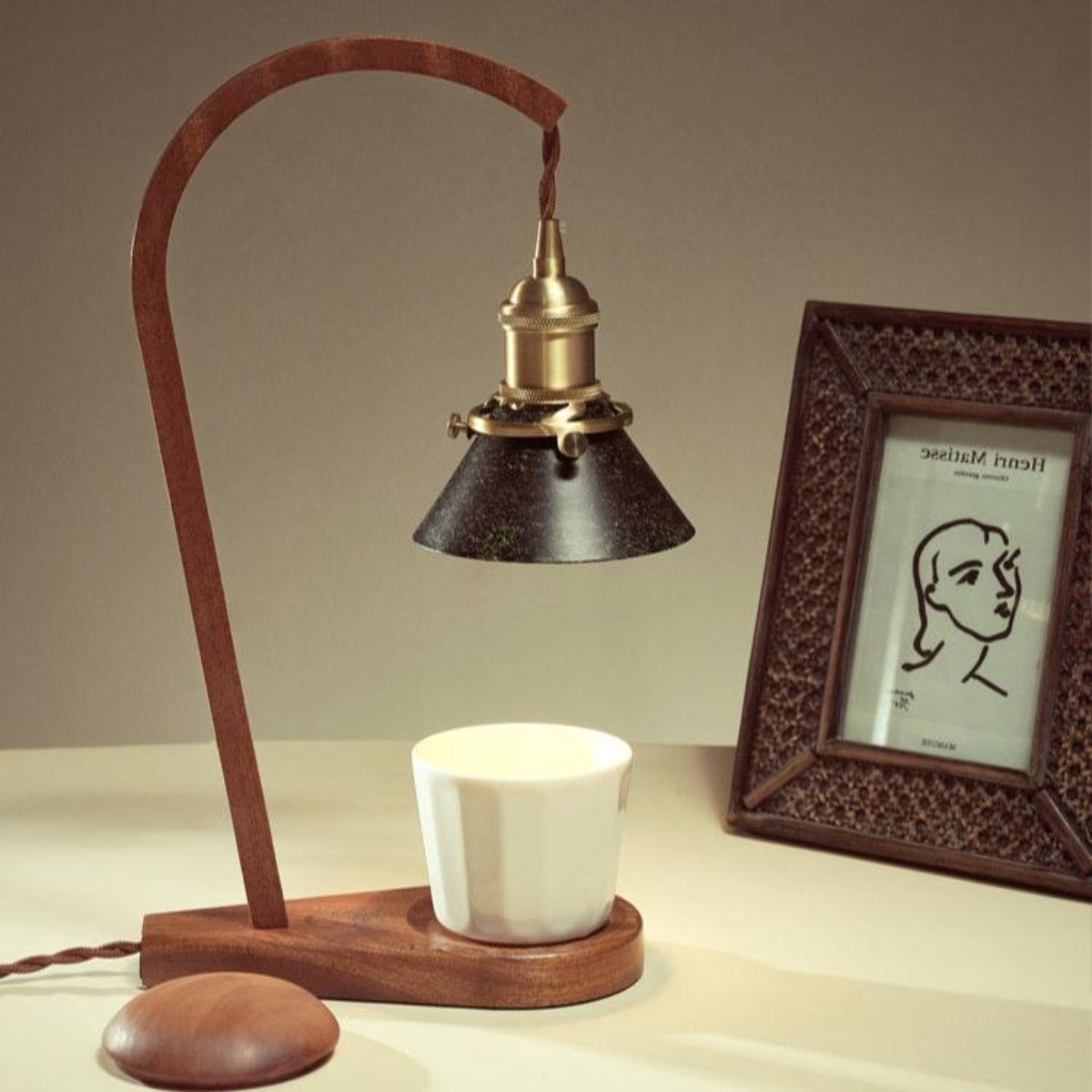 Aldorira Wood Mid-Century Modern Table Lamp