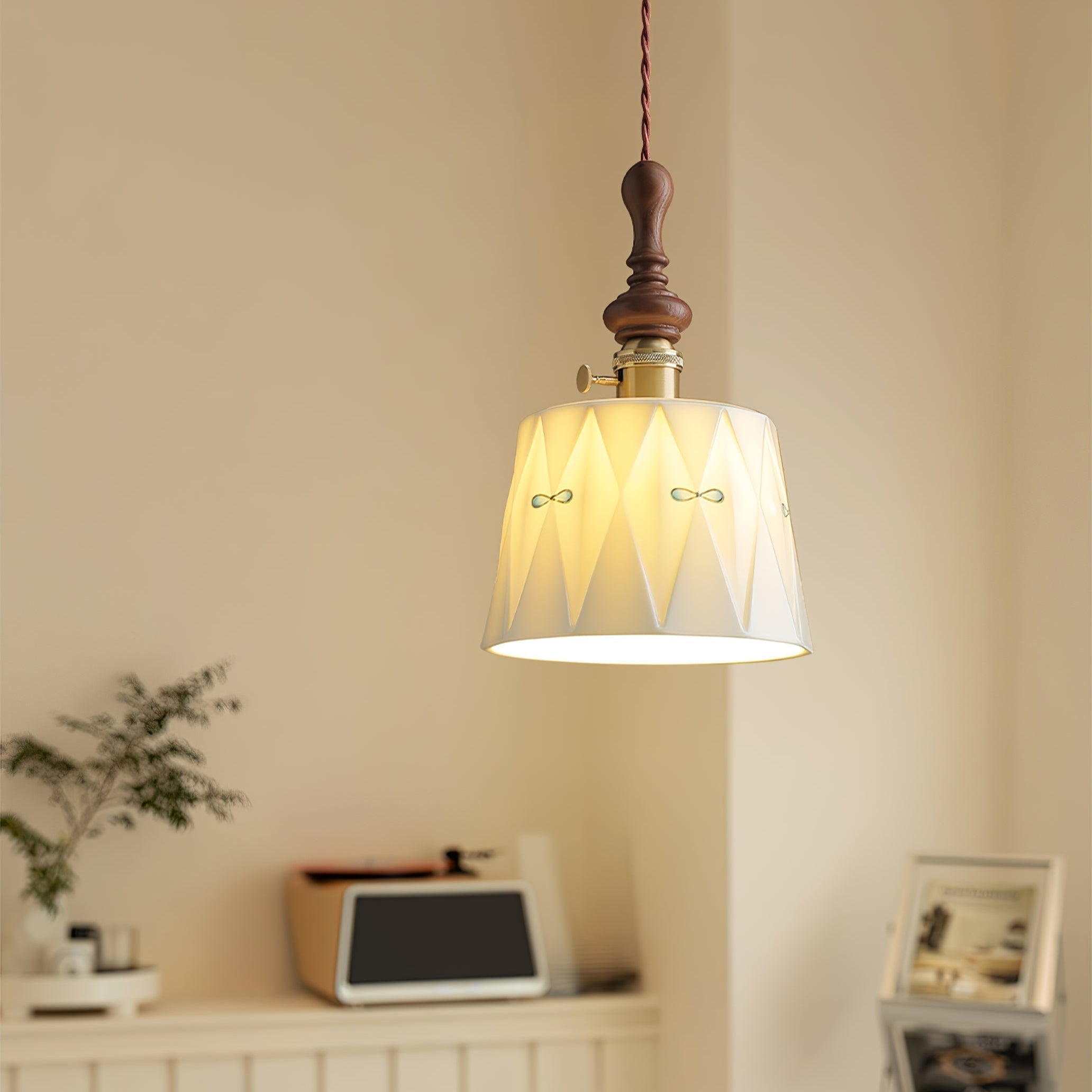 Ceraeyre Vintage Ceramic Pendant Light
