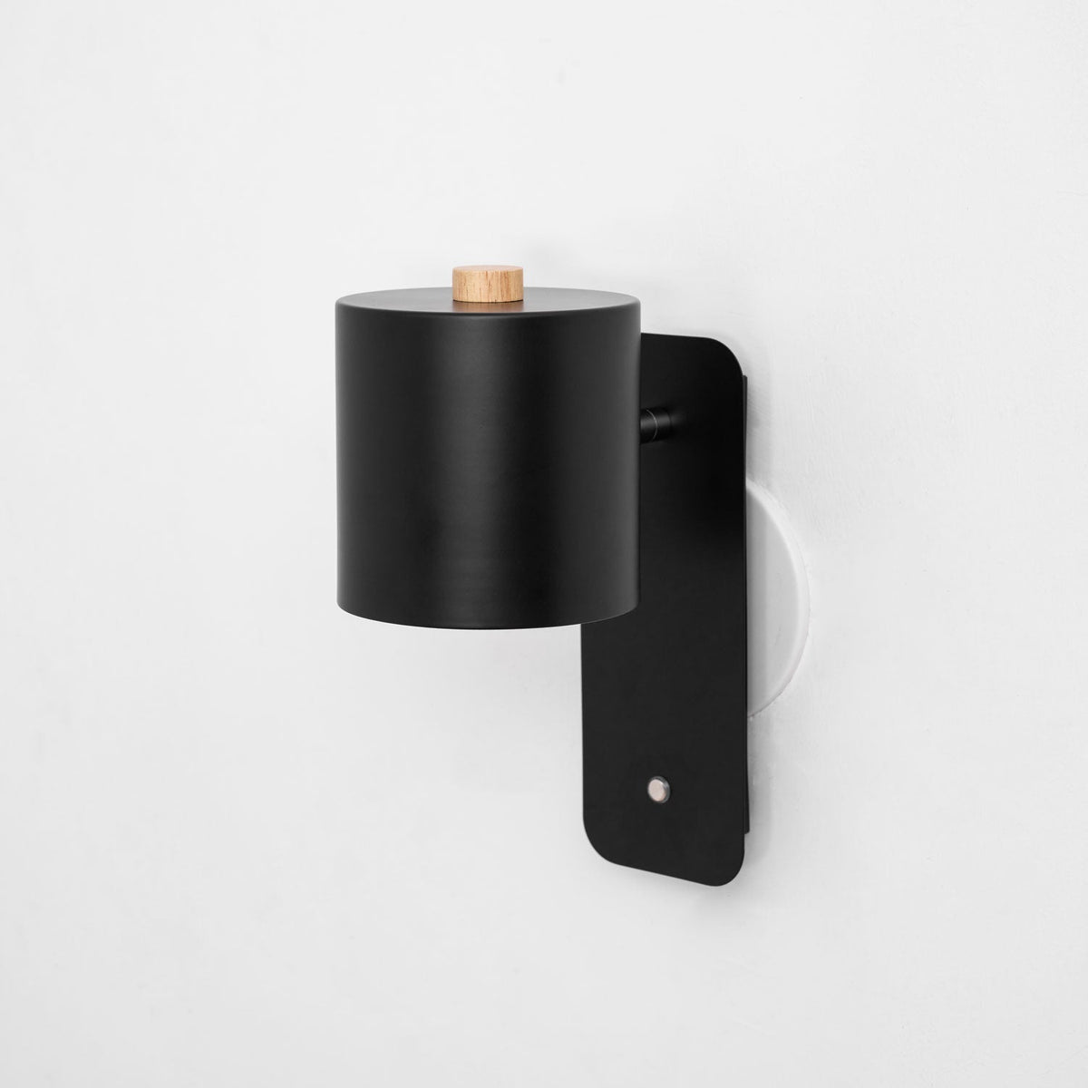 Solley Rotatable Cylinder Rechargeable Indoor Wall Light