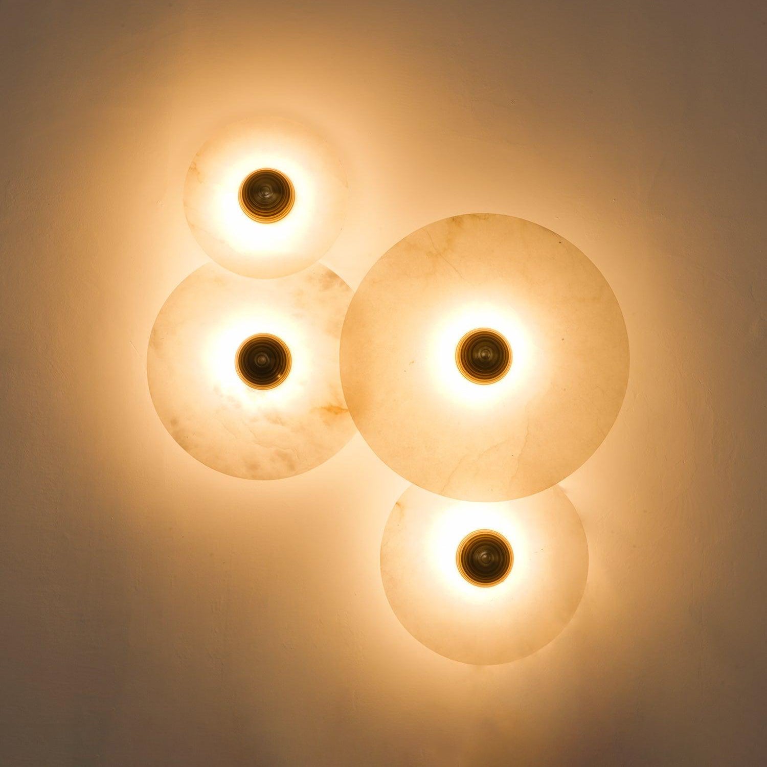 Round Wall Lamp Alabaster Fluted Brass - Neutral Decor