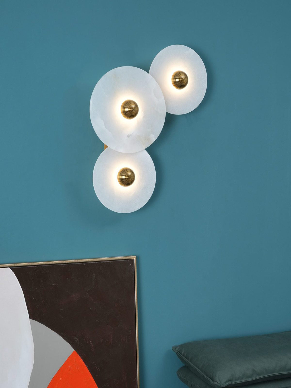 Round Wall Lamp Alabaster Fluted Brass - Neutral Decor