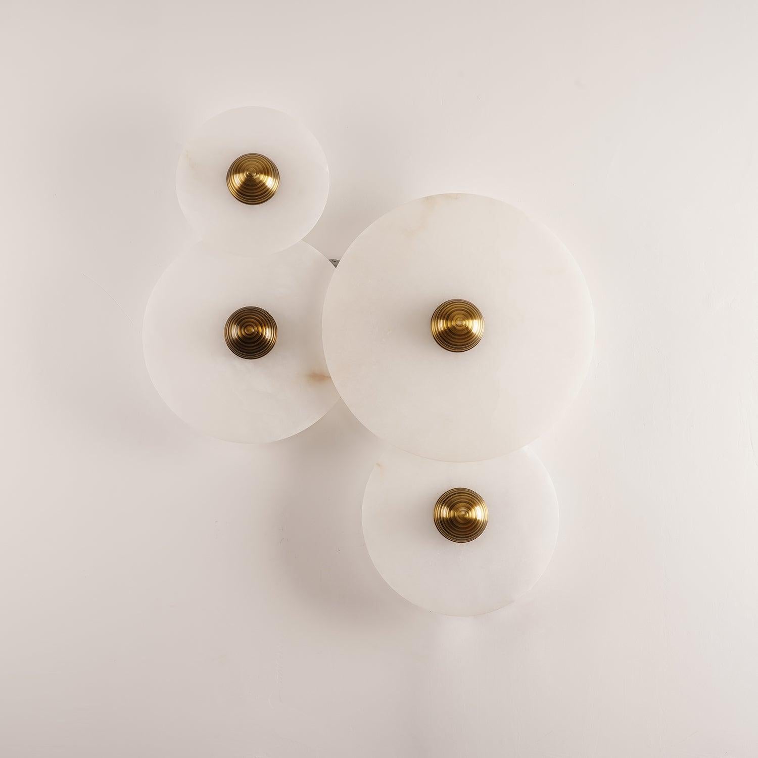 Round Wall Lamp Alabaster Fluted Brass - Neutral Decor