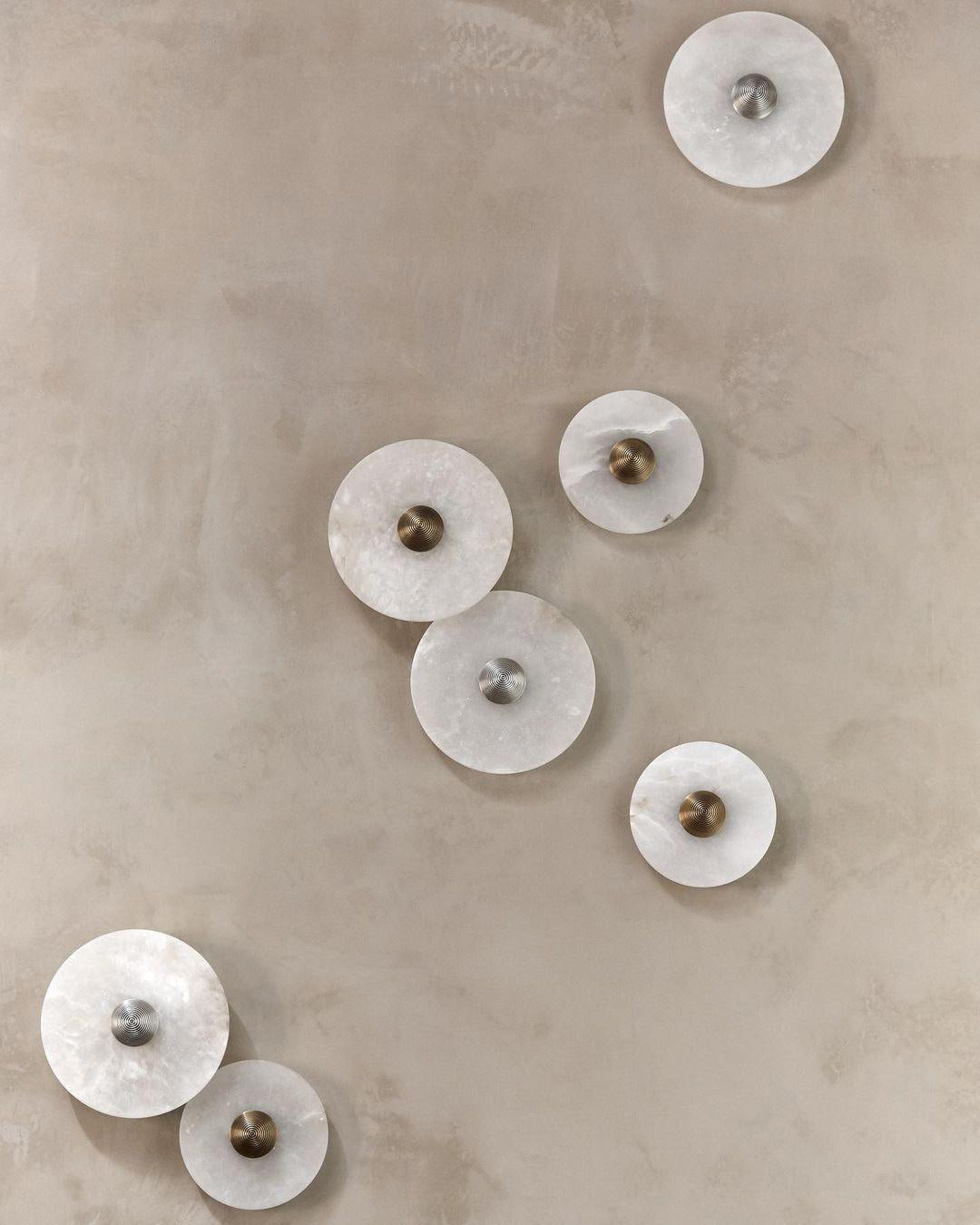 Round Wall Lamp Alabaster Fluted Brass - Neutral Decor