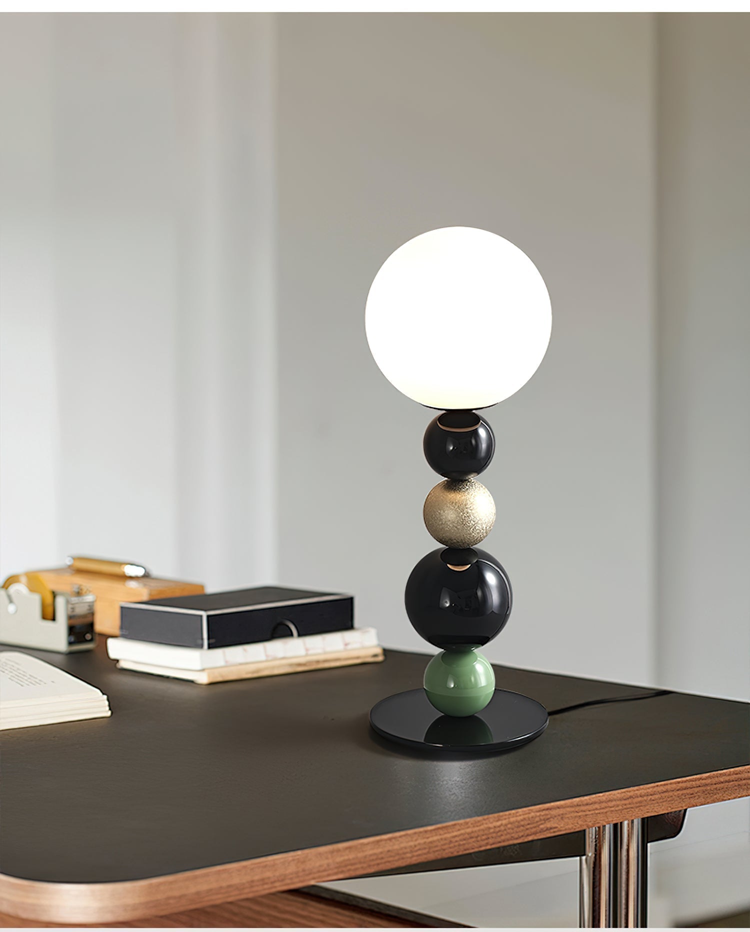 Orbital Balls Stacking Table Lamp