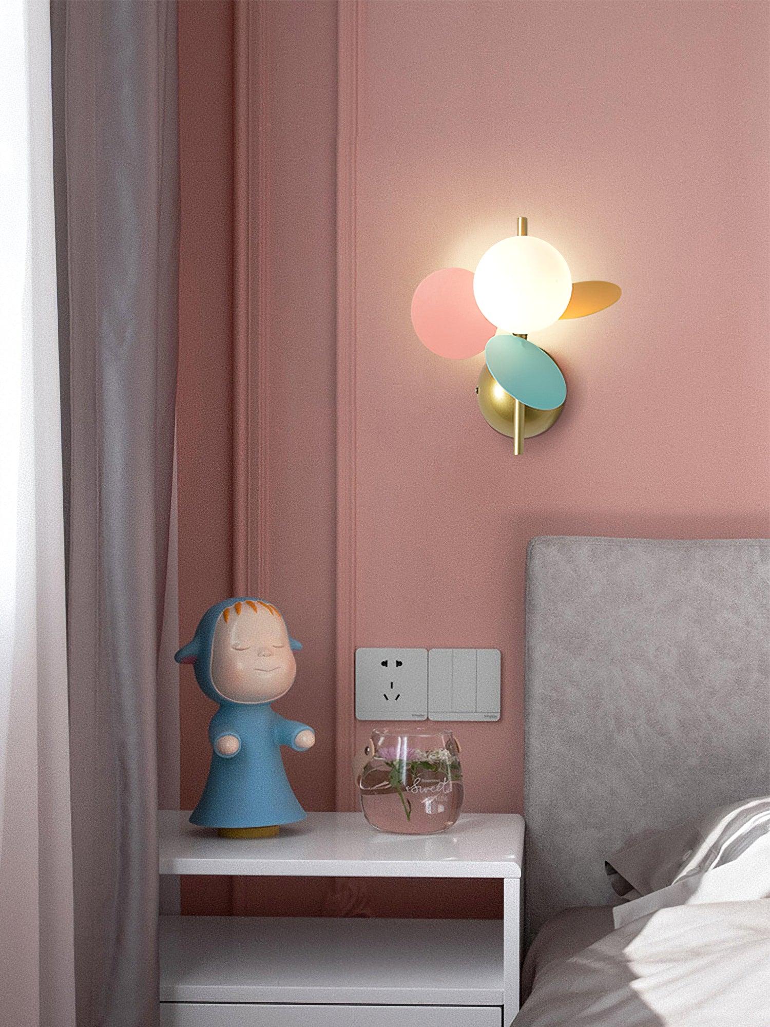 Culoren Round Nordic Art Glass Wall Lamp