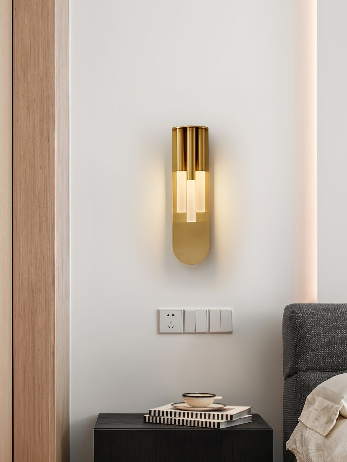 Oraeen Premium Nordic Art Wall Lamp