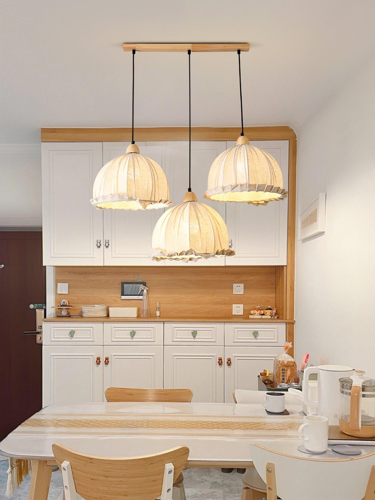 Shell Minimalist Wood Pendant Lamp