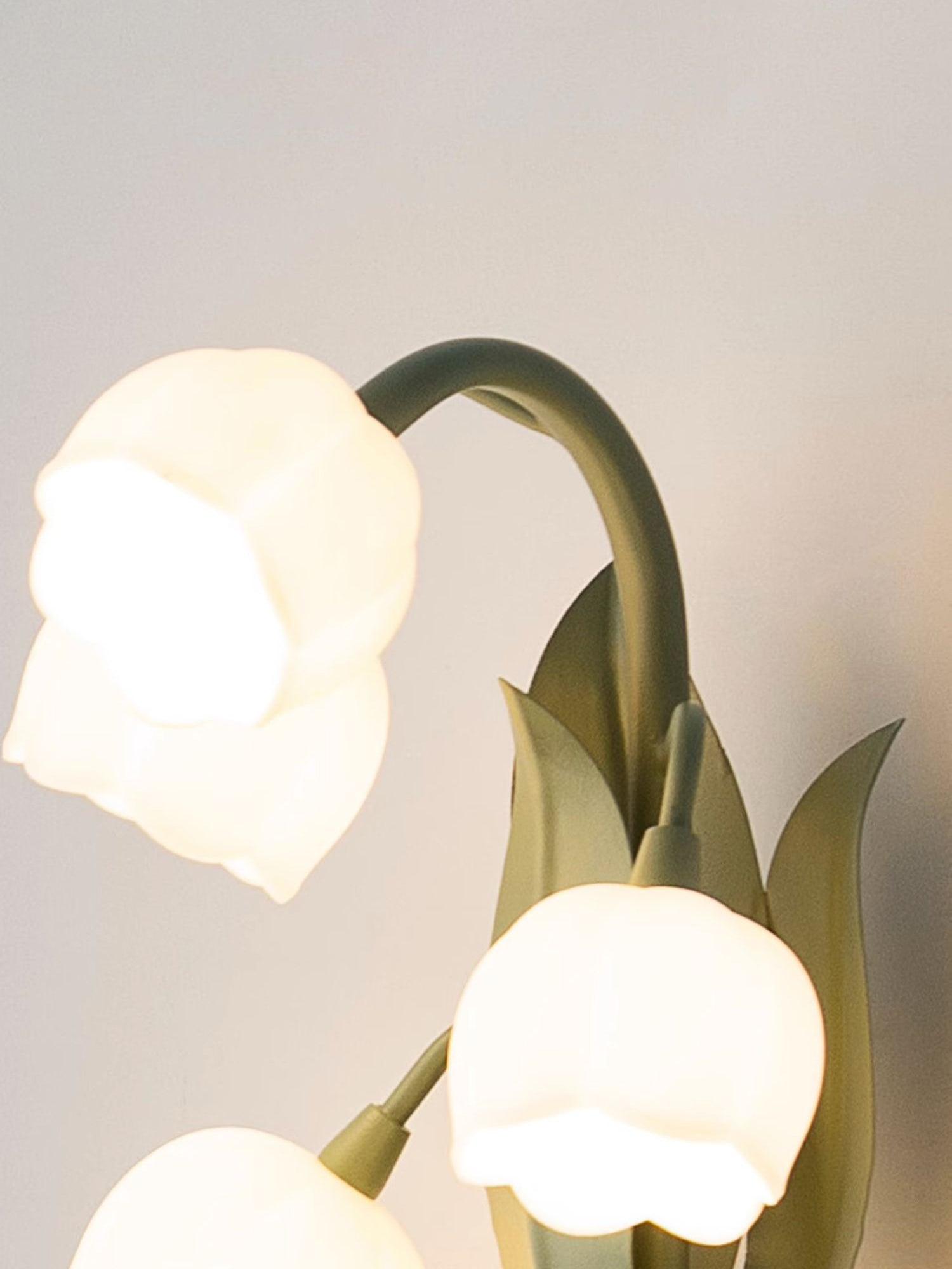 Lily Wall Lamp - Neutral Decor