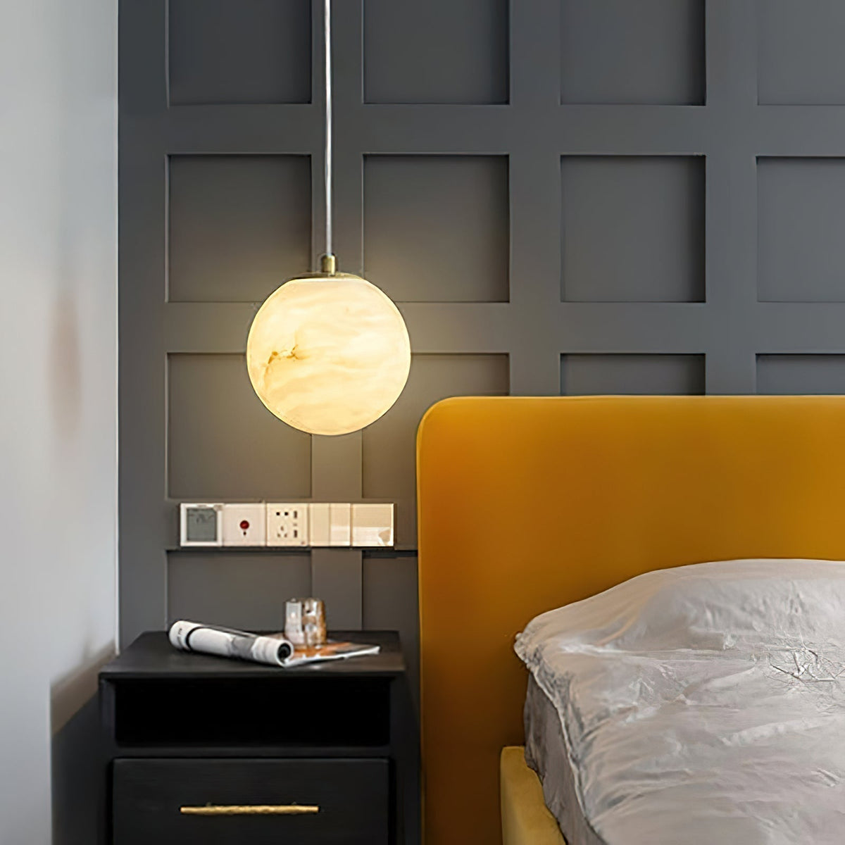 Nivenia Alabaster Pendant Light